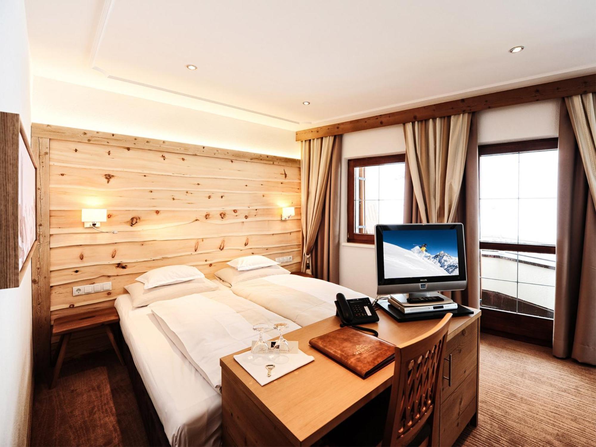 Double Room Apart modern