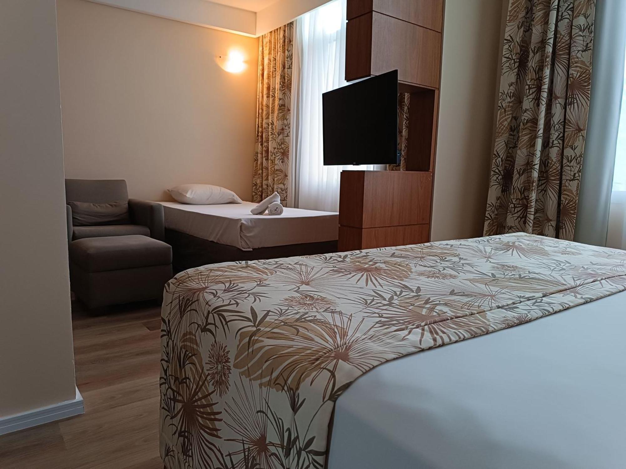 Superior Triple Room,1588122086:JPEG