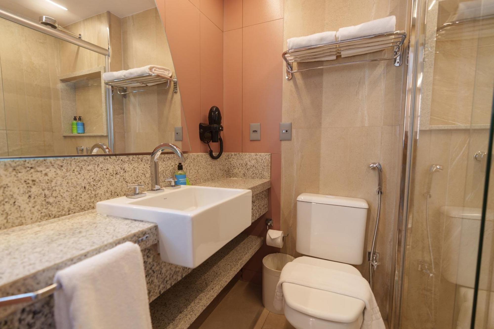 Superior Double Apartment access to Hot Park Parque das Fontes