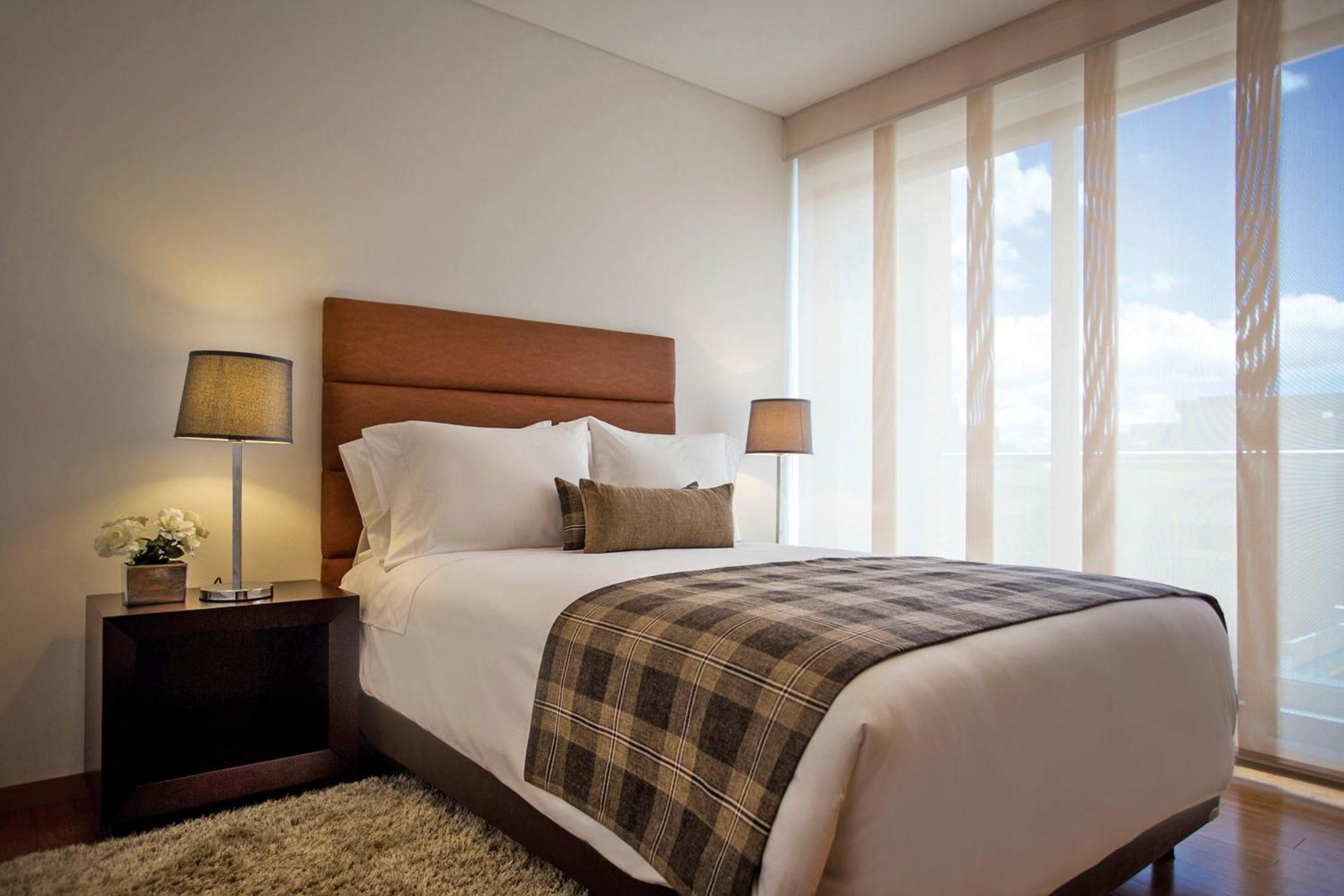 Luxury Three-Bedroom Apartment