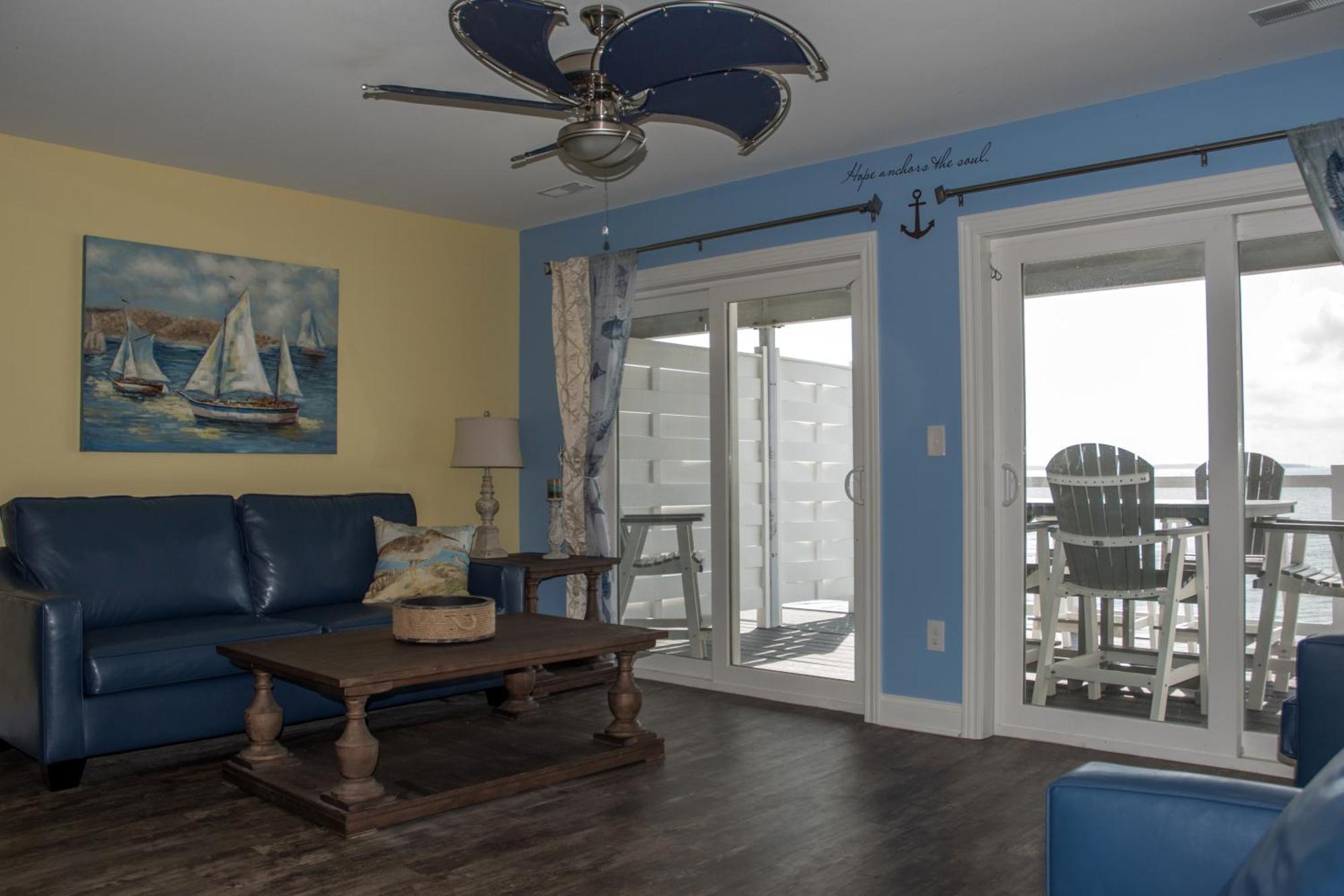 10-Person Waterfront Condo
