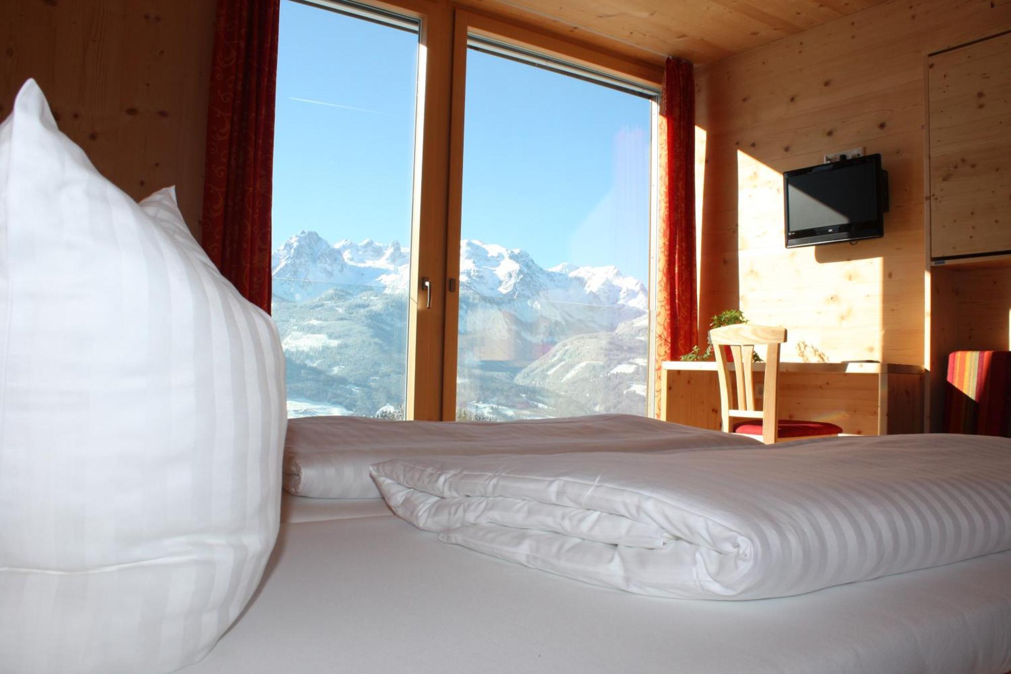 Double Room Mountain View