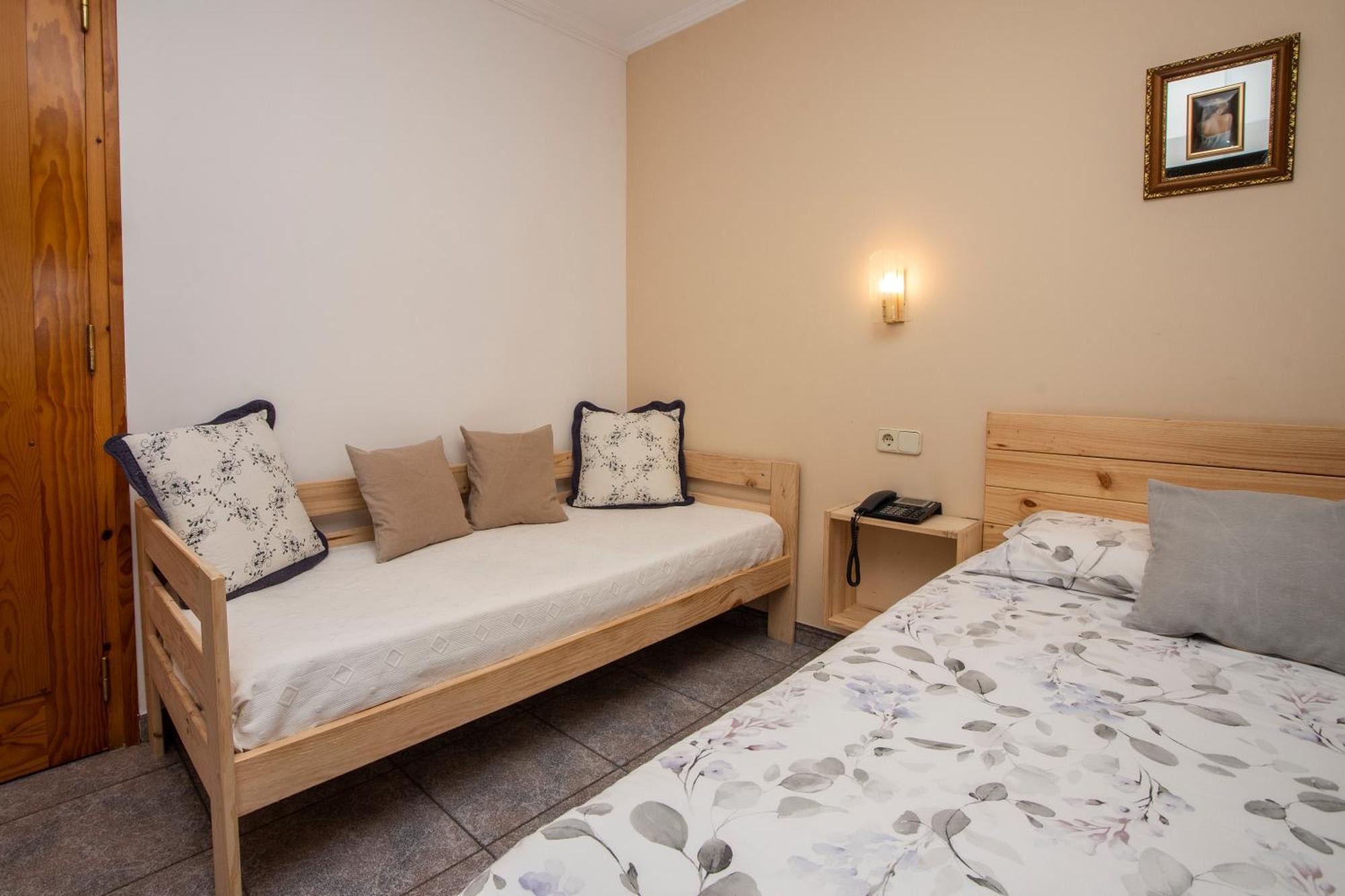 Double Room Mountain View