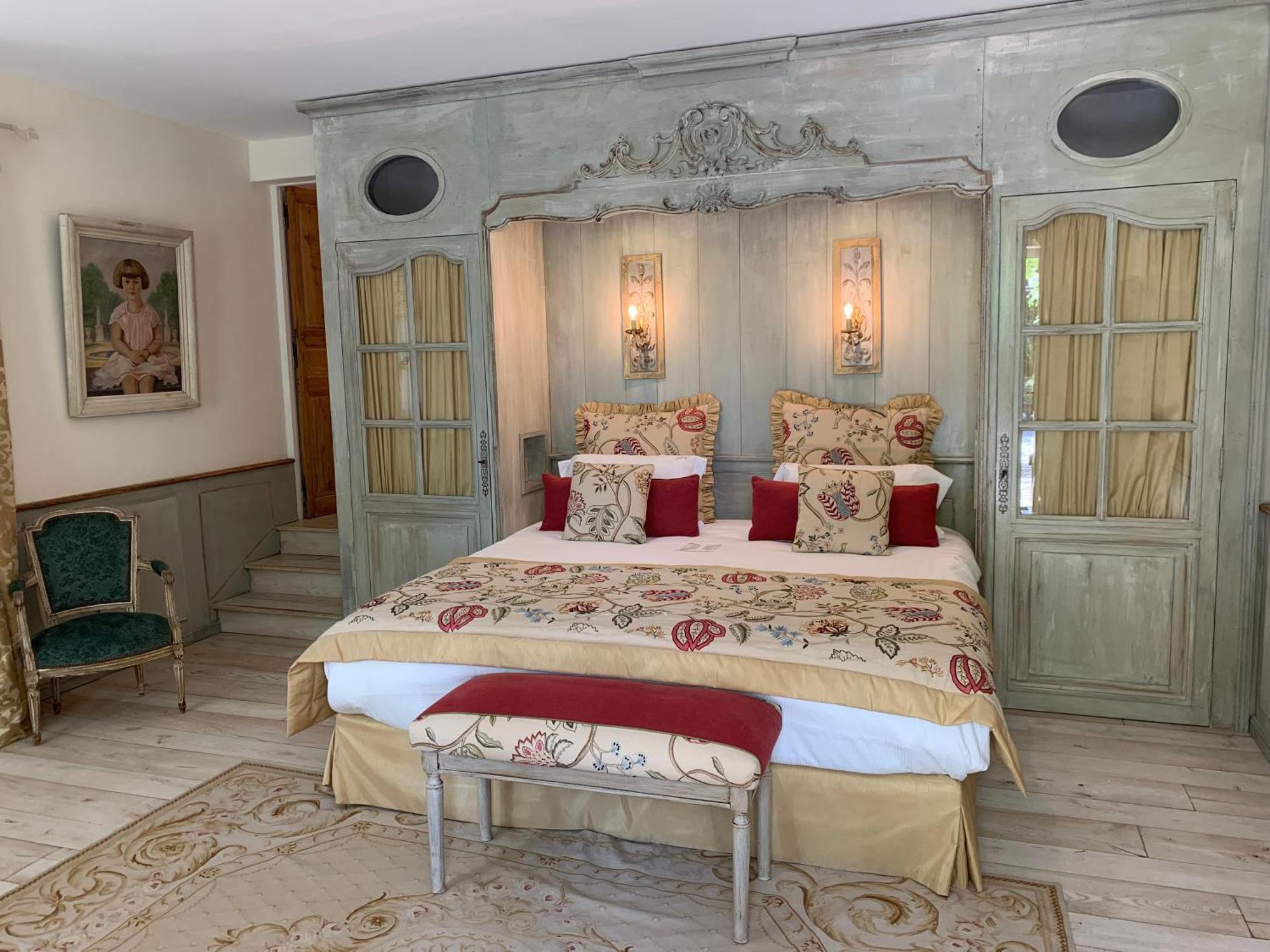 King Room Garden View