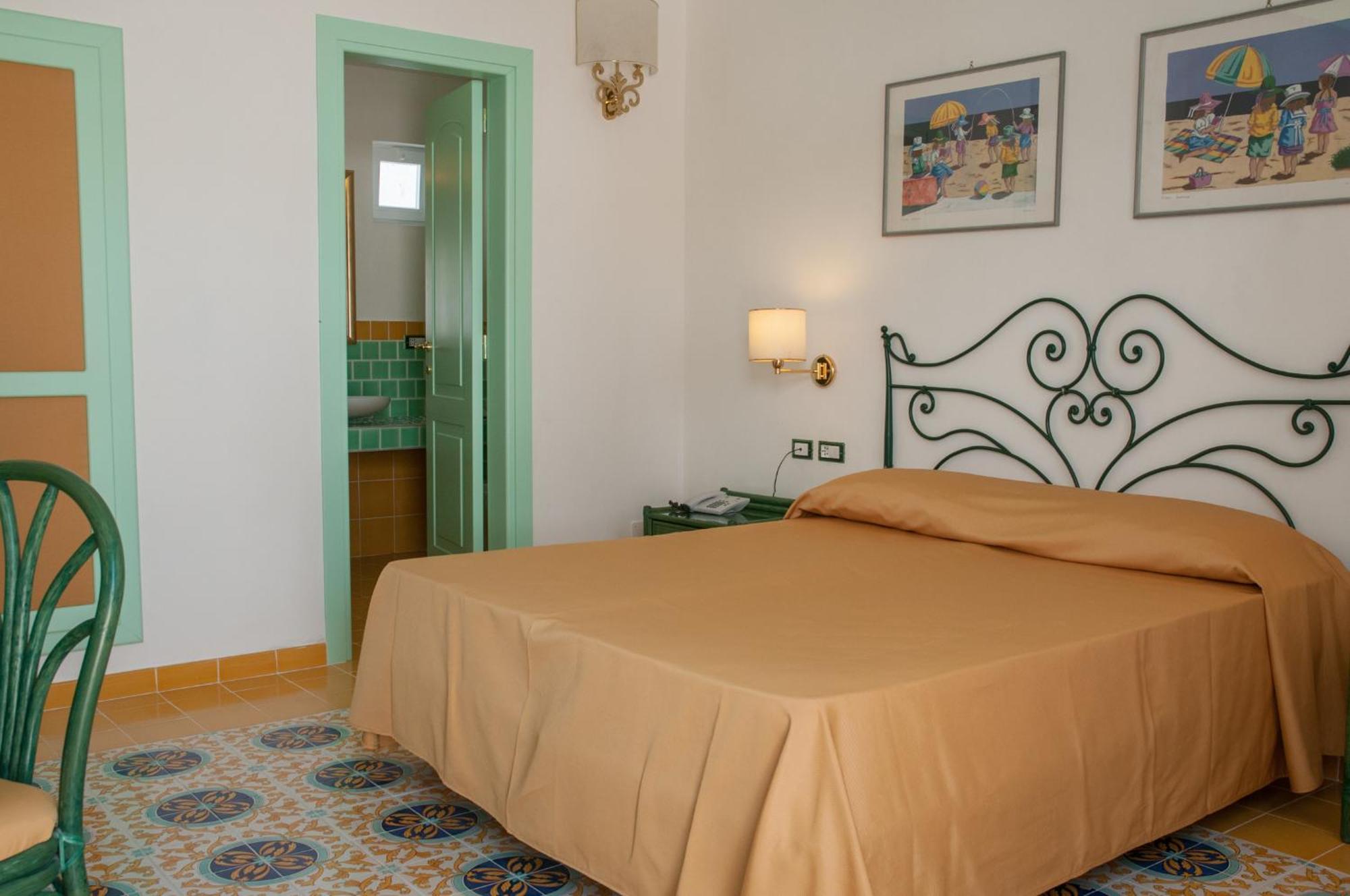 Standard Double or Twin Room Courtyard View