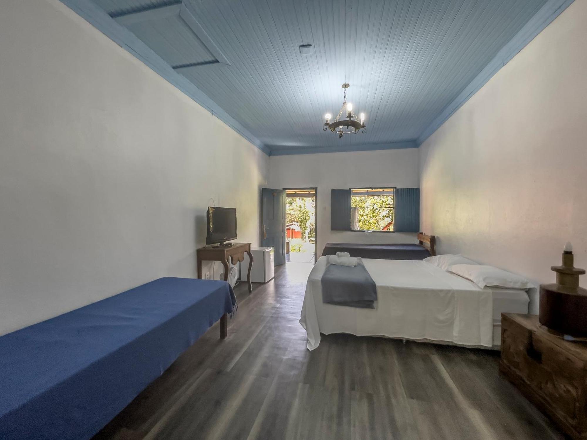 Quadruple Room Mountain View