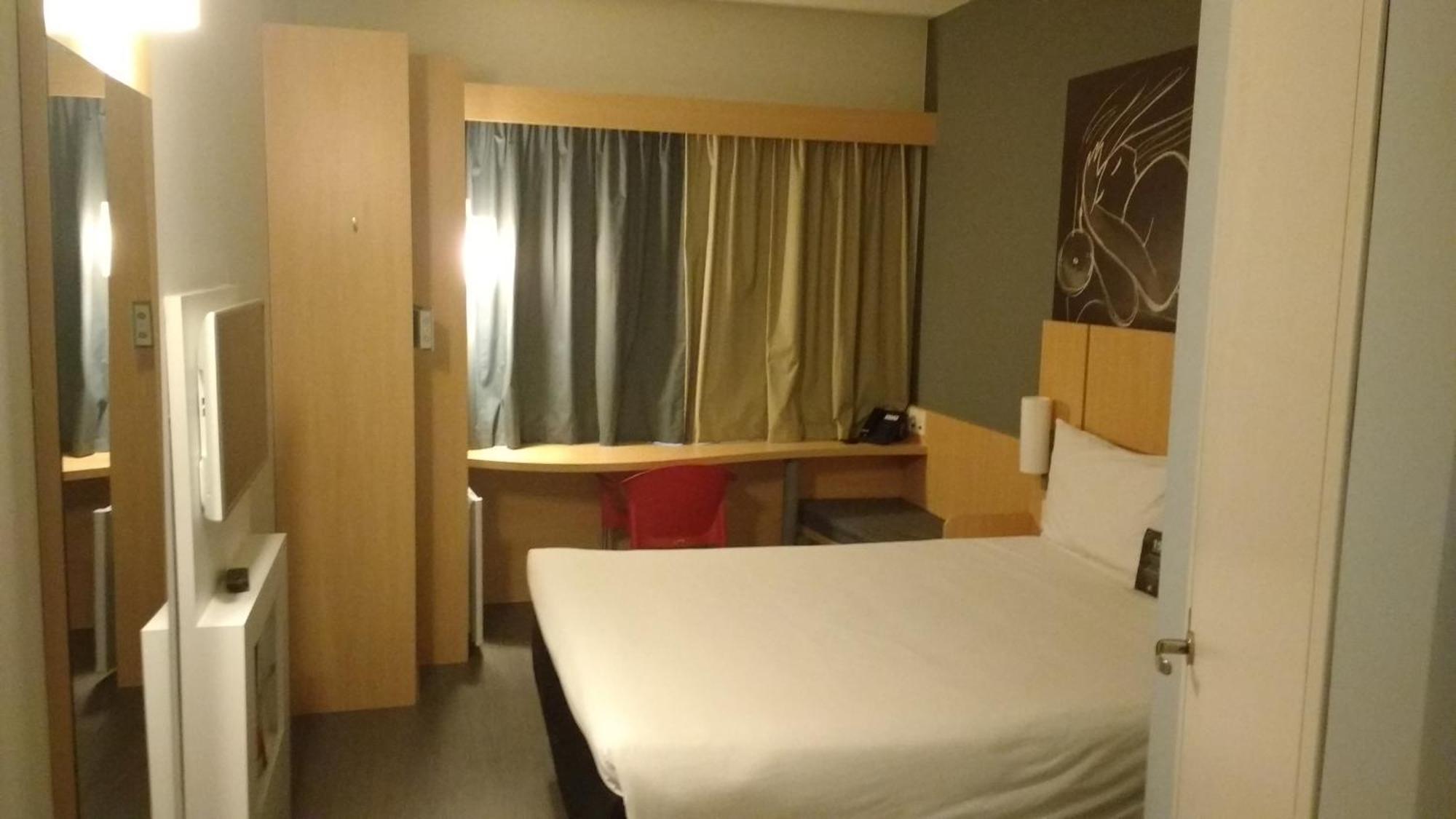 Standard Apartment with One Double Bed,1588271633:JPEG