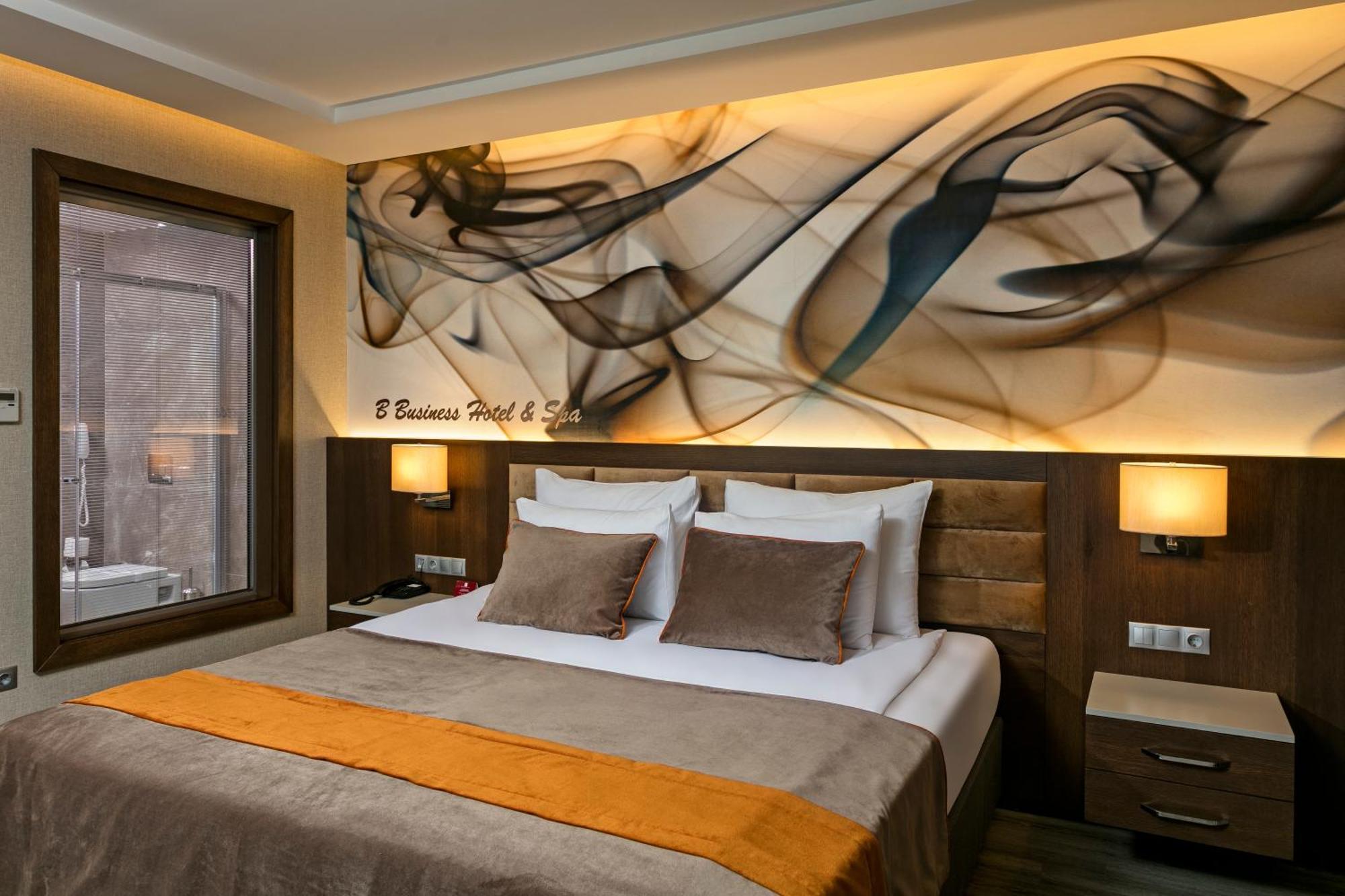 Deluxe Family Room
