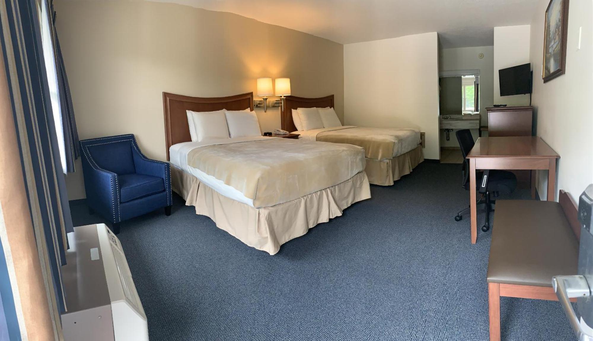 Standard Queen Room