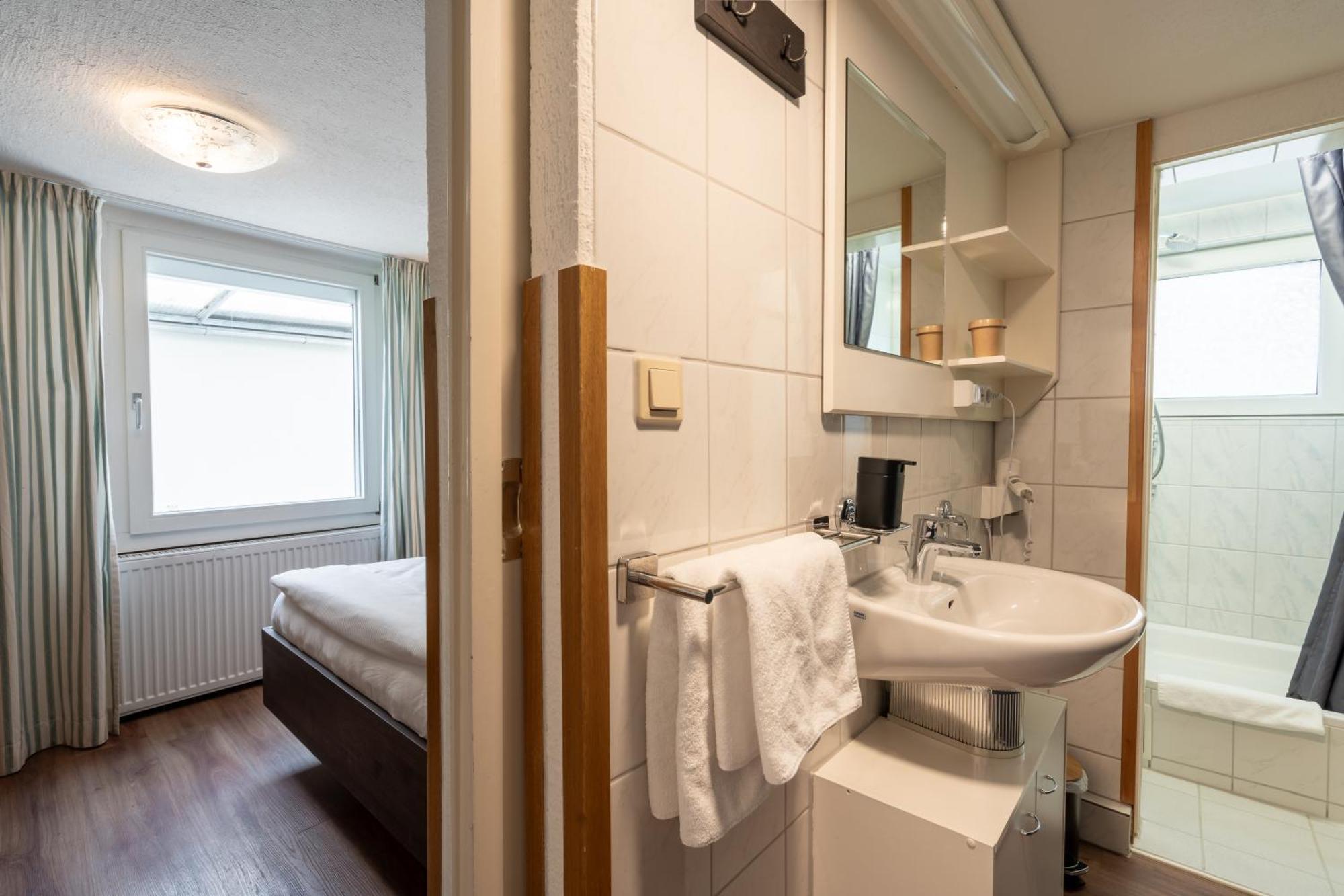 Standard Single Room