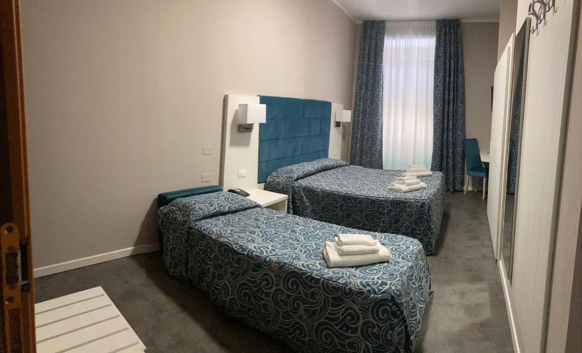 Triple Room Terrace Sea View