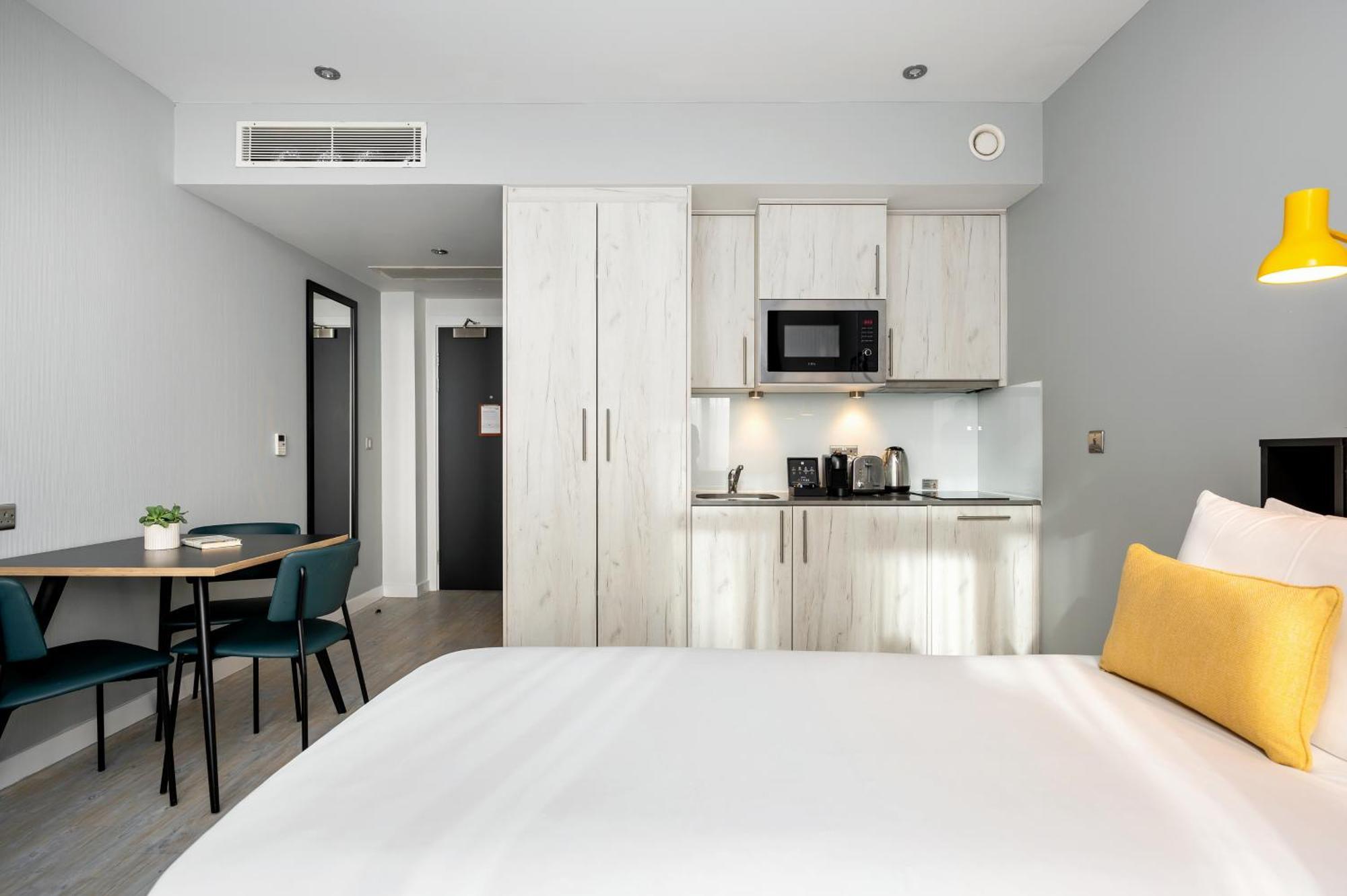 Twin Studio Sleeps 3