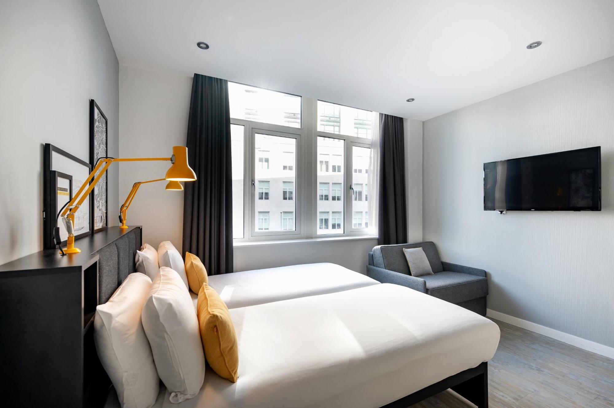 Twin Studio Sleeps 3