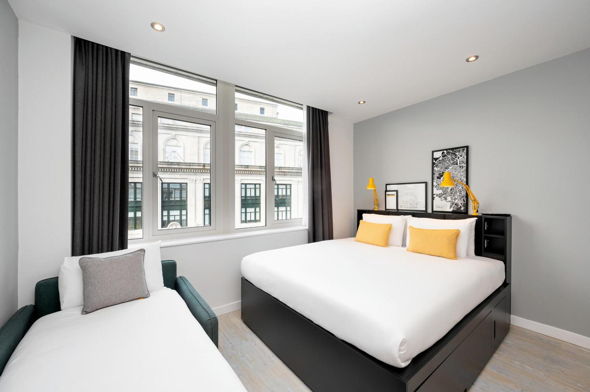 Studio Sleeps 3