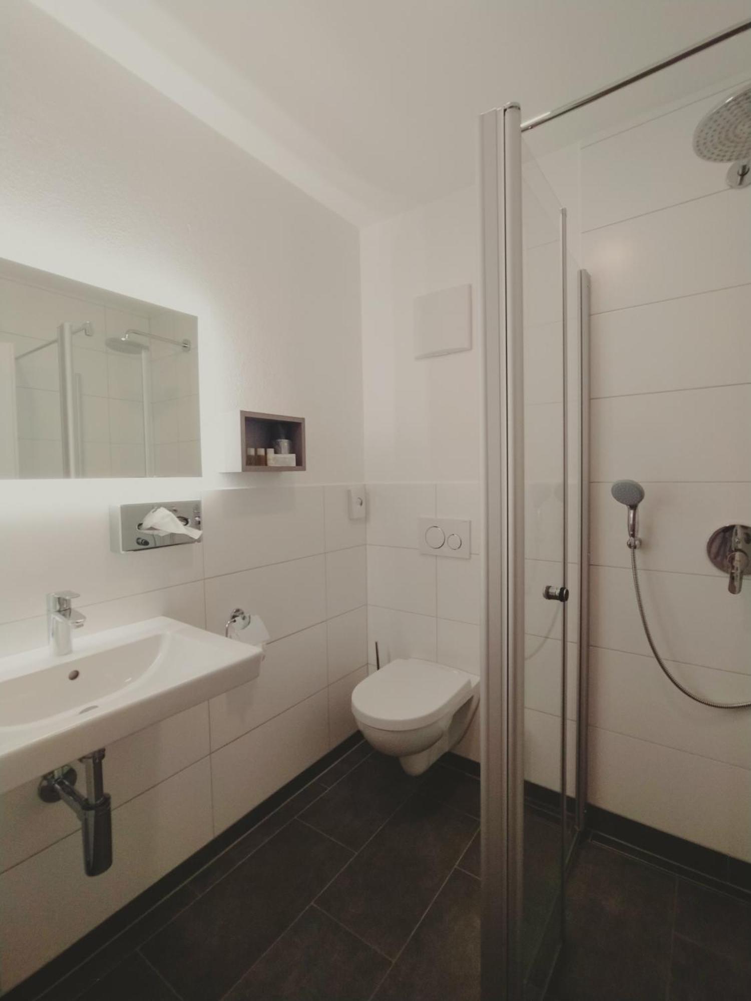 Single Room Shower