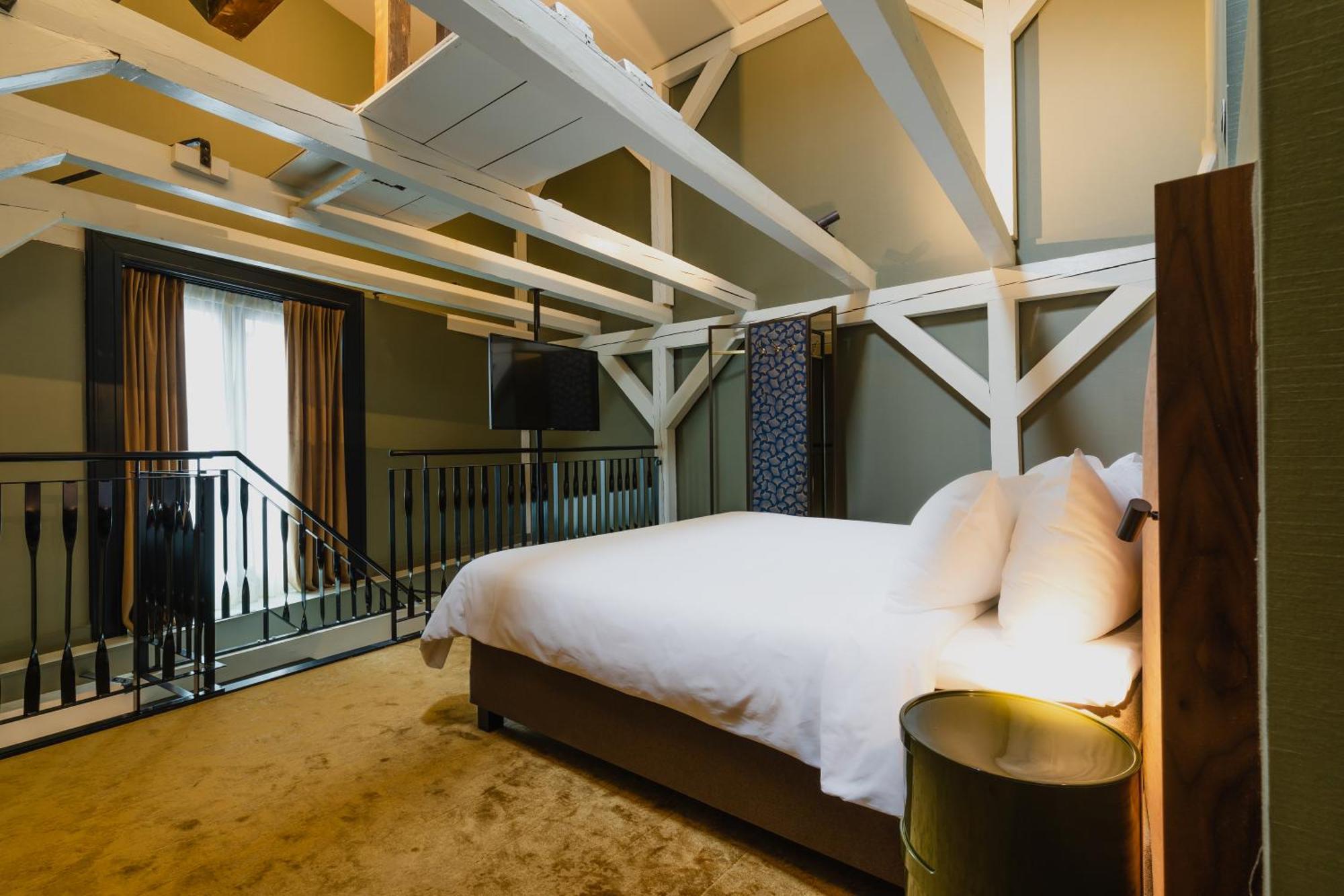 Loft,1588438474:JPEG