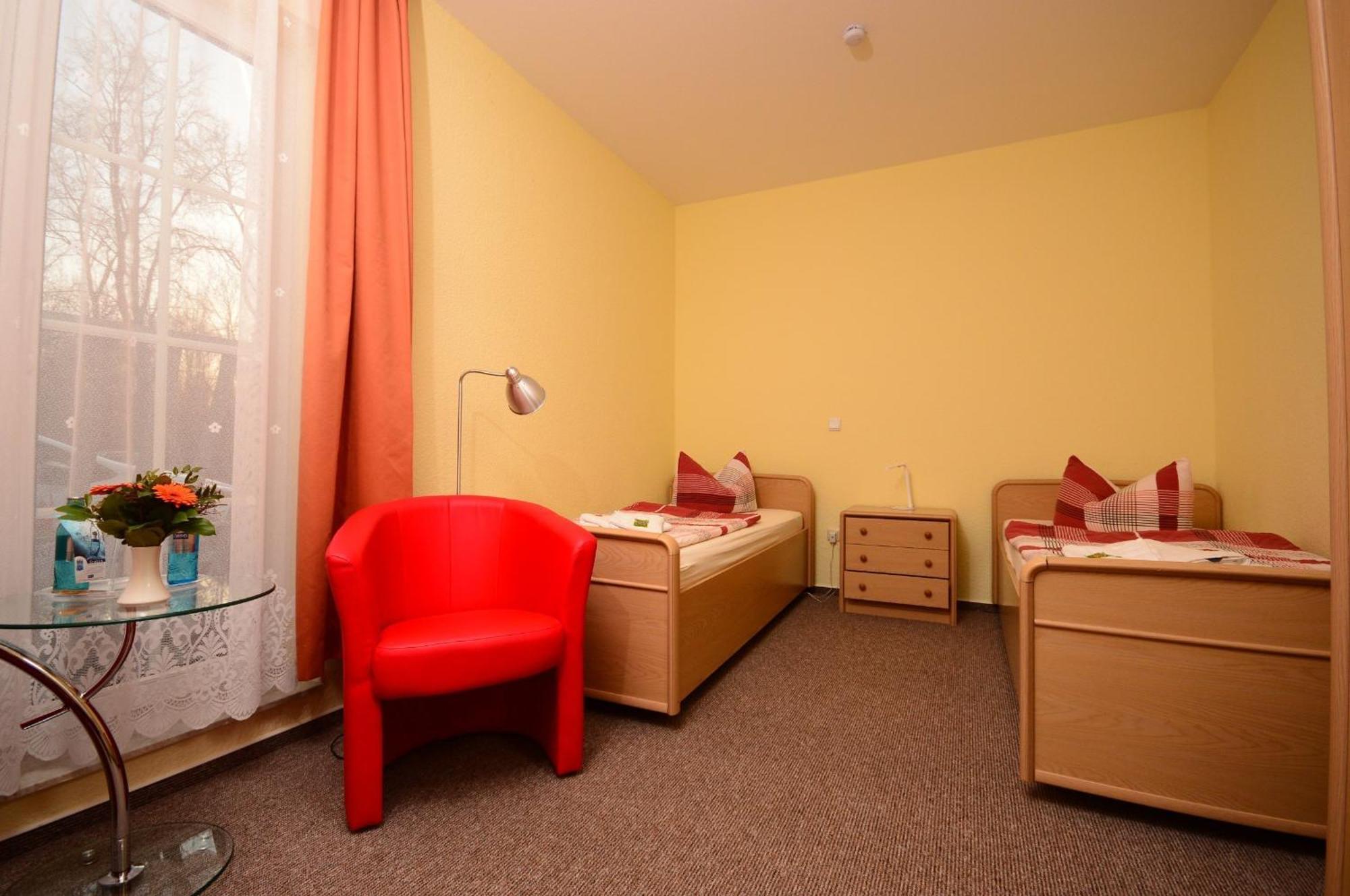 Single Room Bathroom