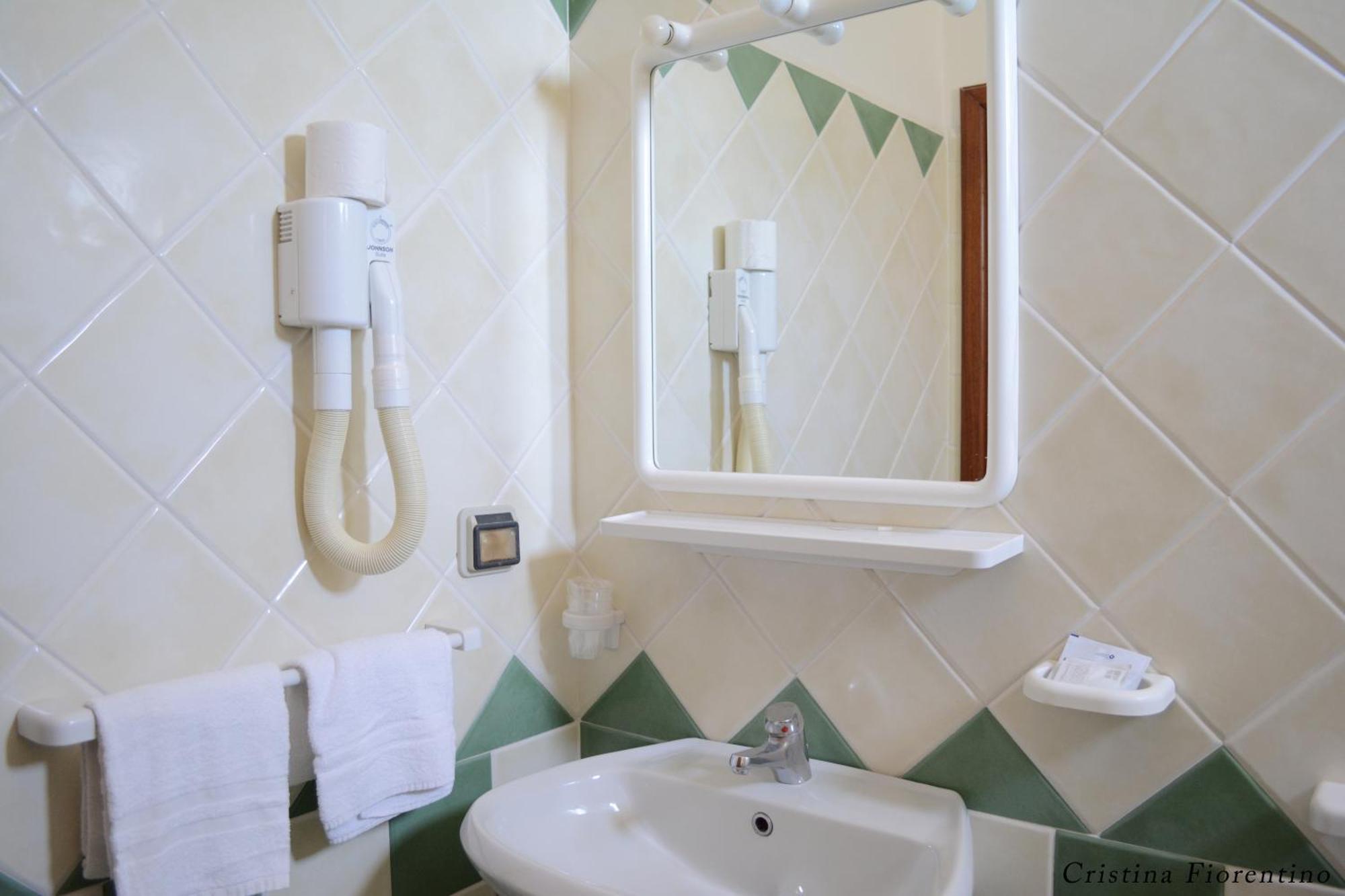 Standard Single Room