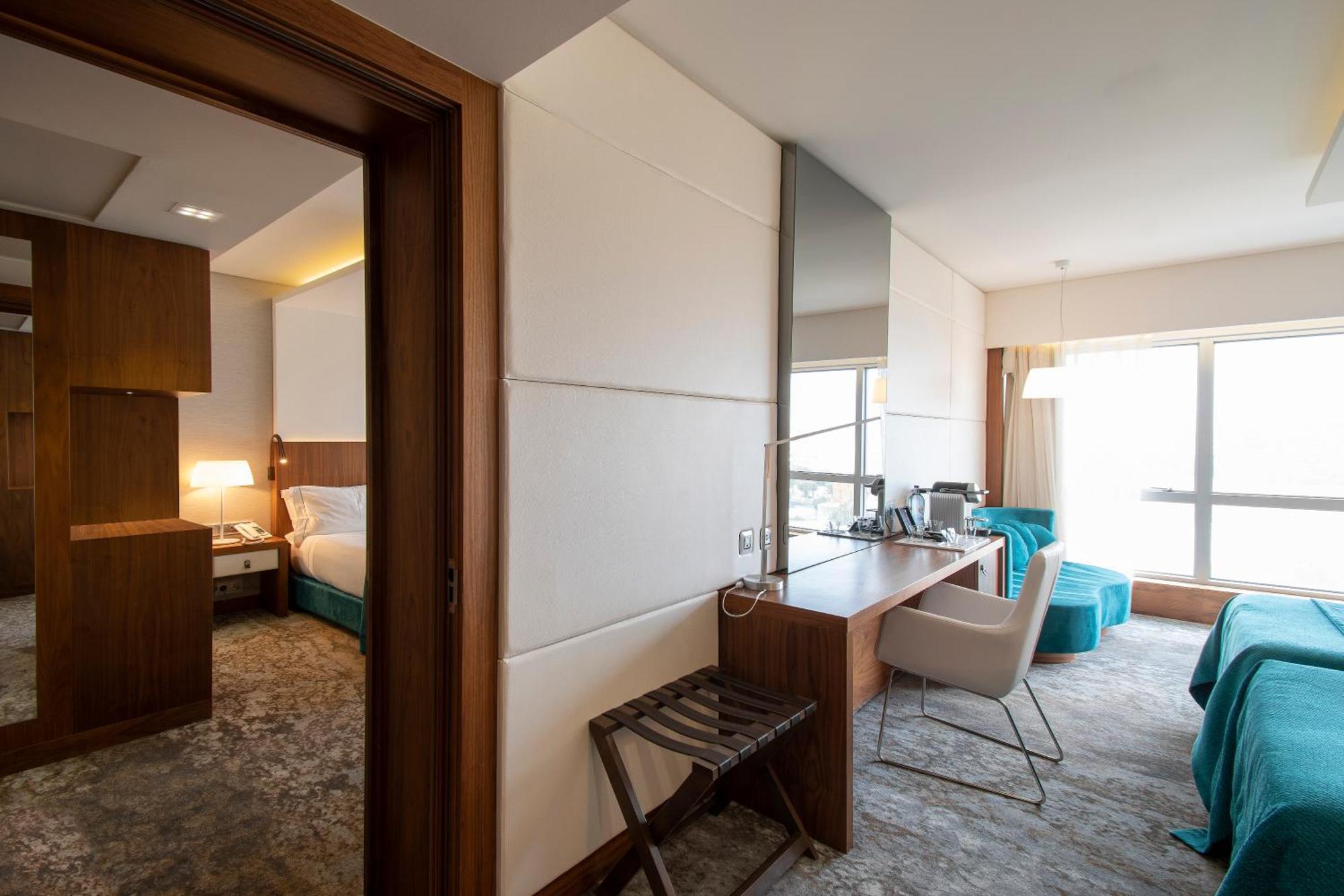 Deluxe Double Room Extra Bed up to 12 years old