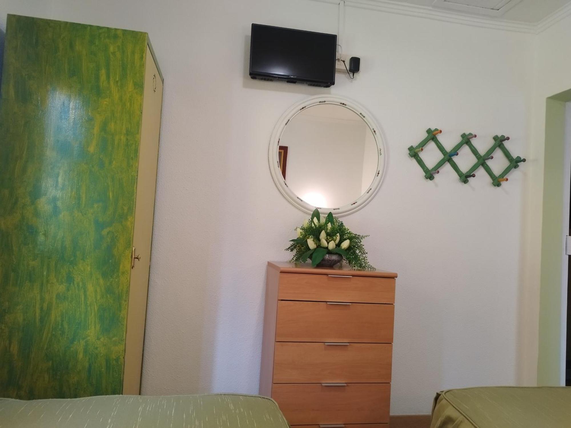 Standard Twin Room Garden View,1588512479:JPEG
