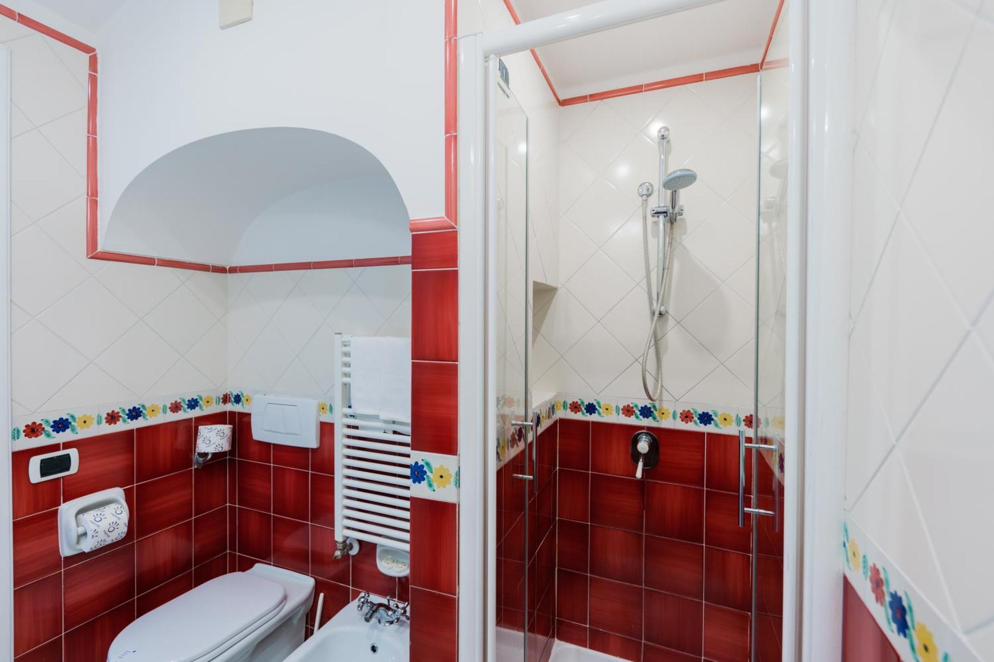 Budget Double or Twin Room,1589098402:JPEG