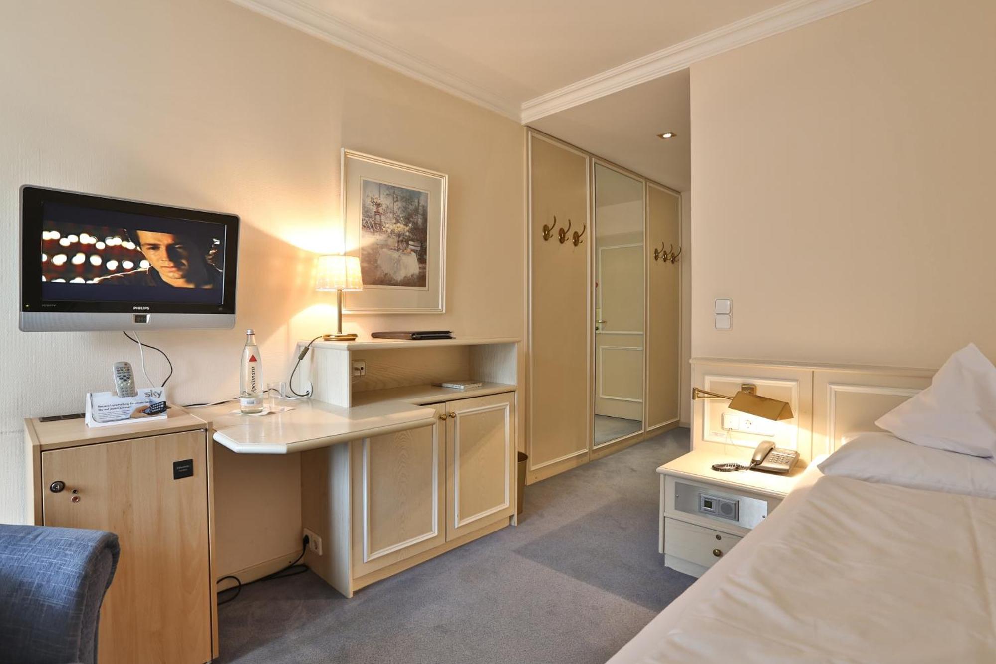 Standard Single Room
