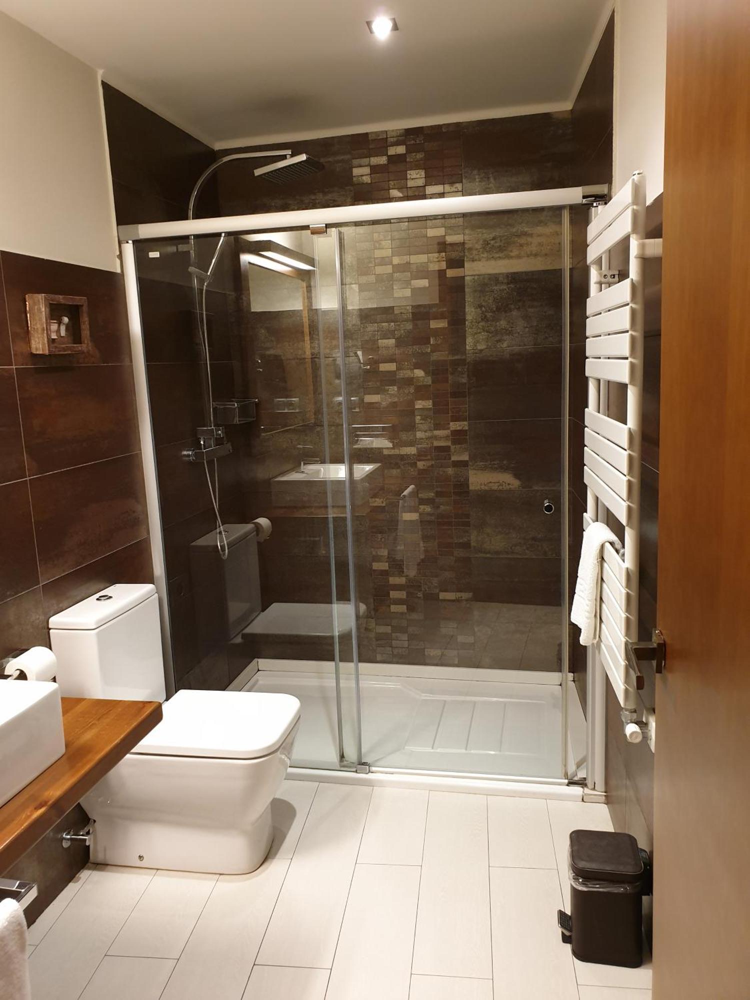 Double Room Private Bathroom