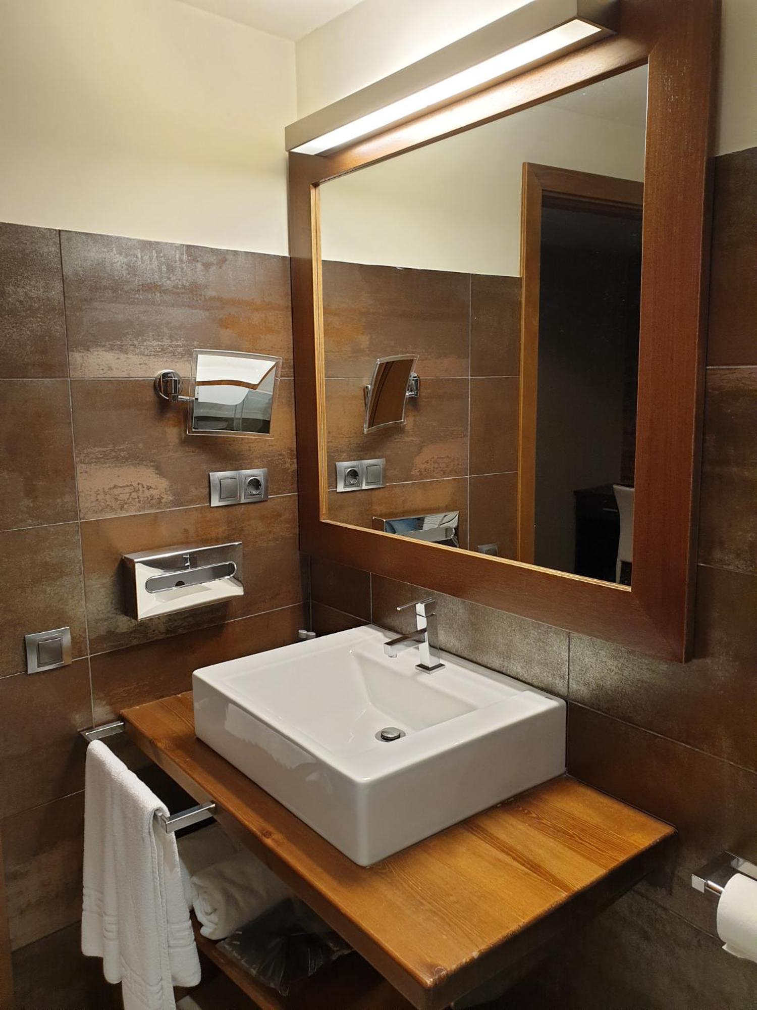 Double Room Private Bathroom
