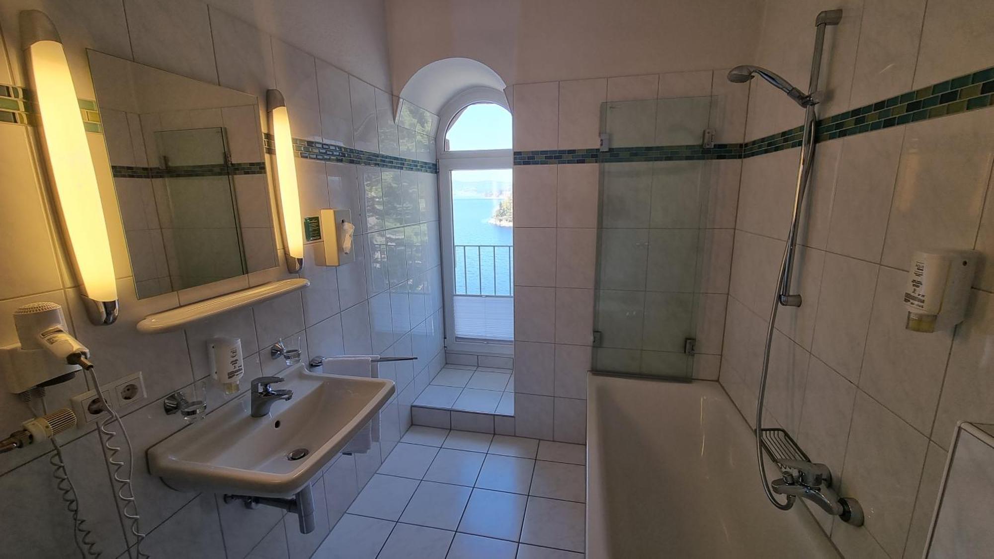 Superior Doppelzimmer mit Seeblick