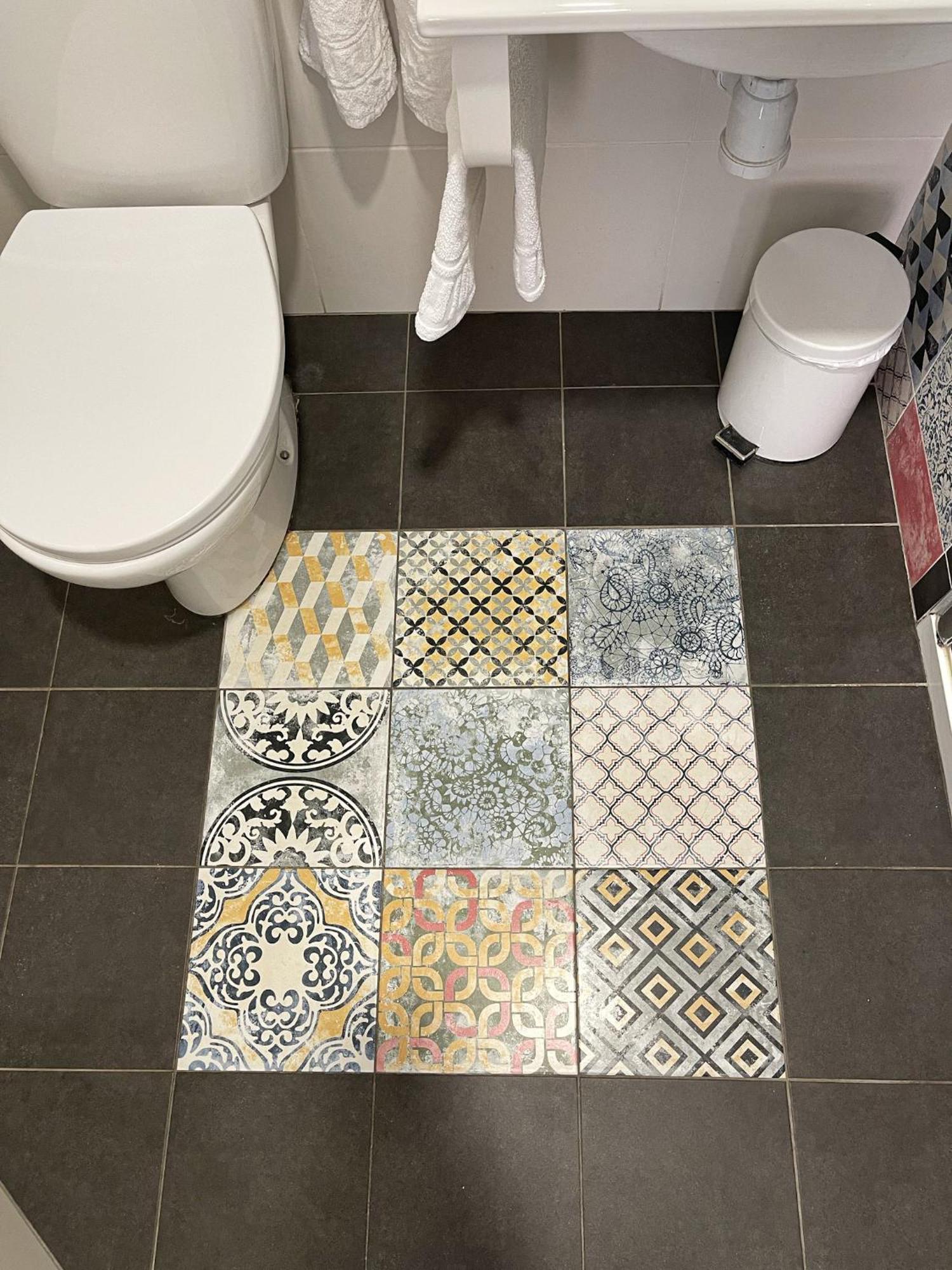 Double Room Private Bathroom