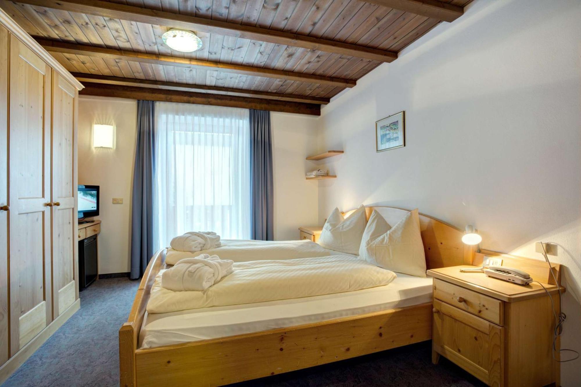 Standard Double or Twin Room Balcony