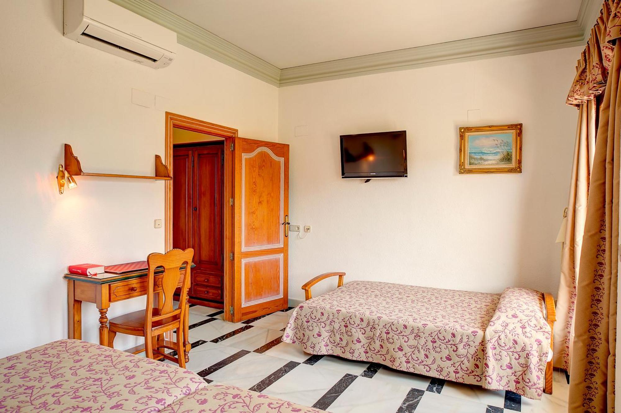 Superior Triple Room