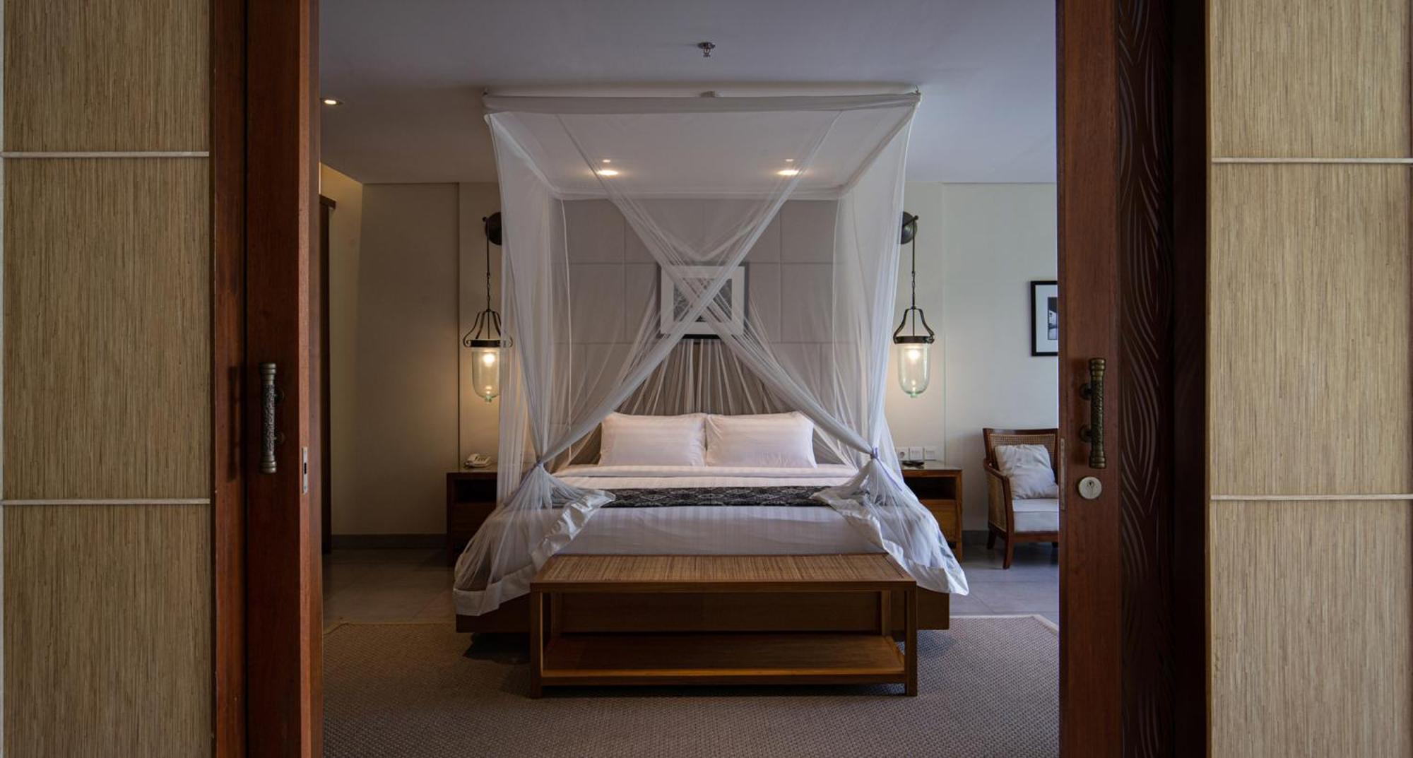 Suite Pool View One-time 30 Minutes Spa