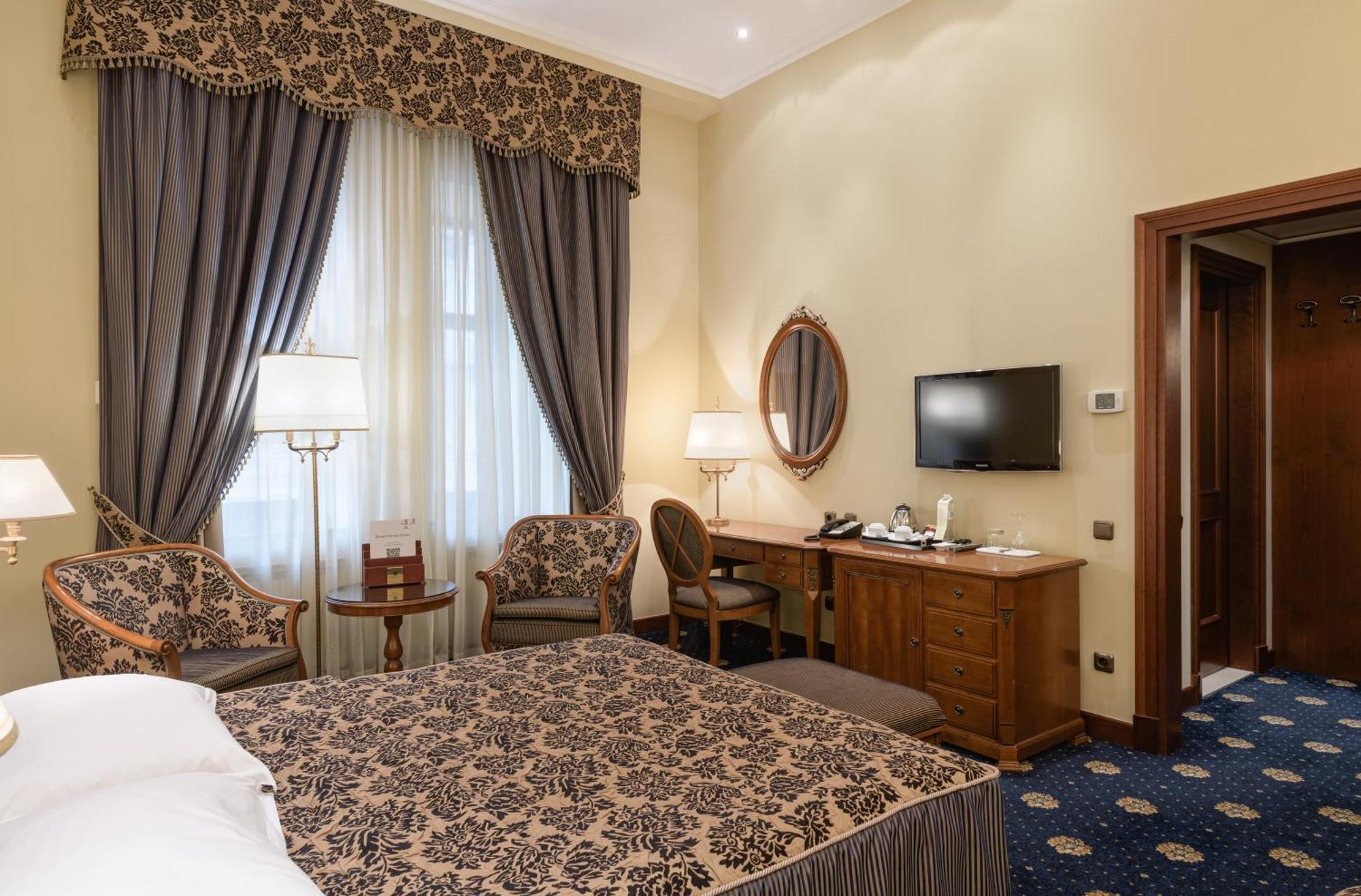 Classic Double Room
