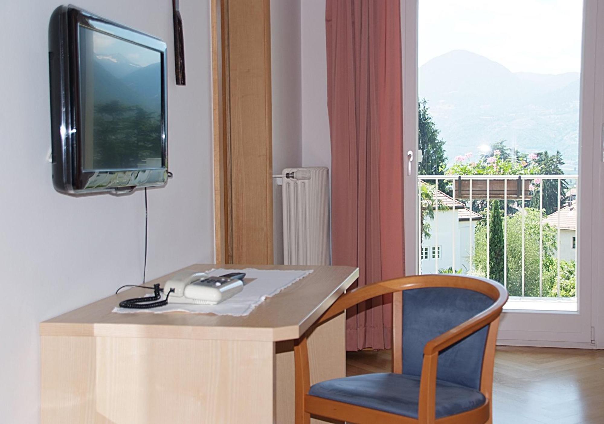 Single Room Balcony