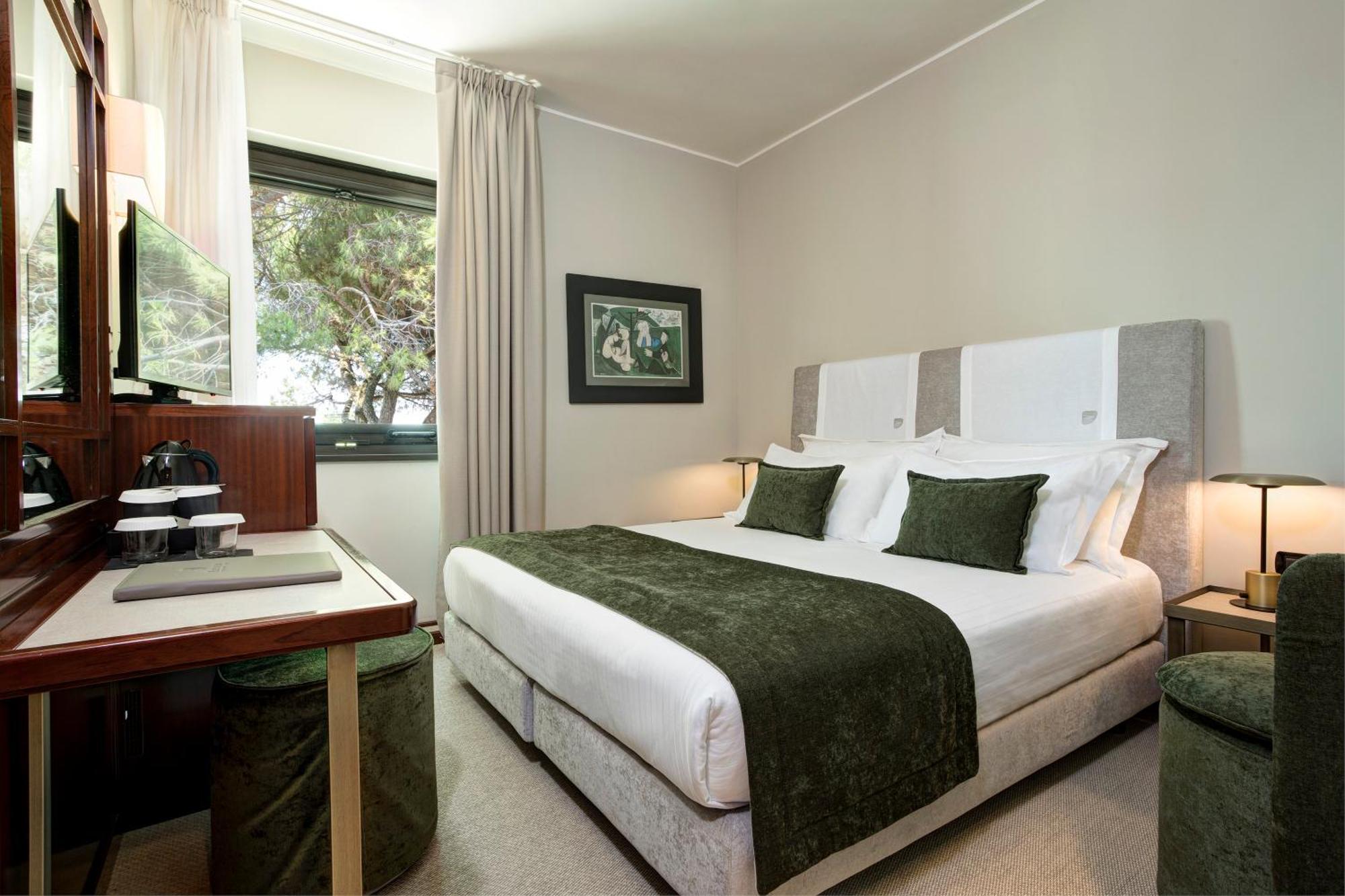 Classic Double Room
