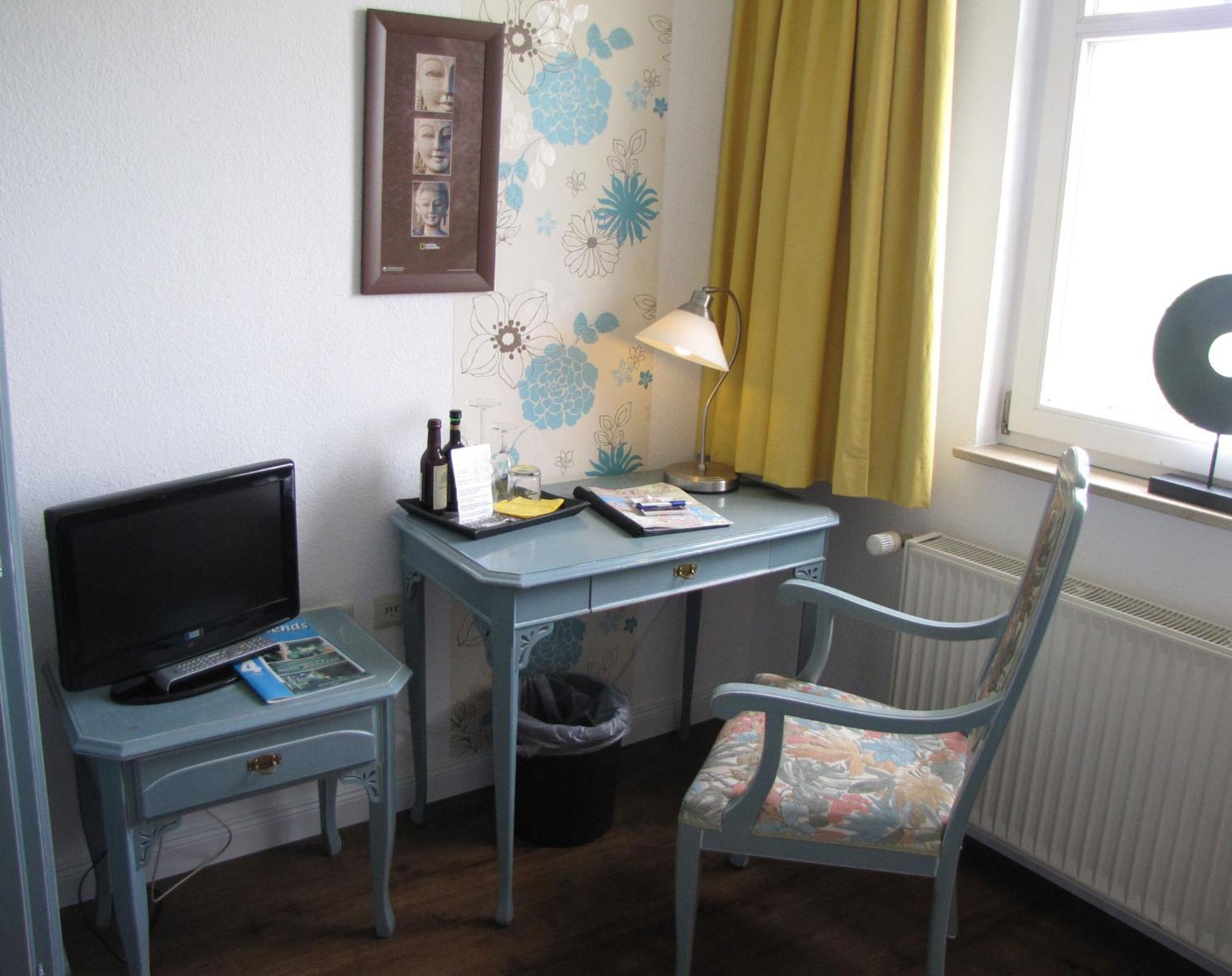 Comfort Single Room