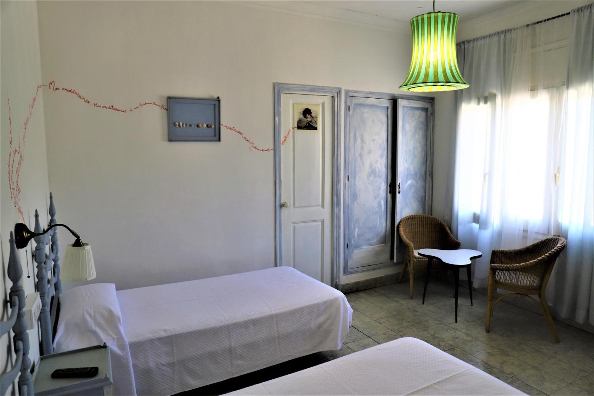 Twin Room Private Bathroom