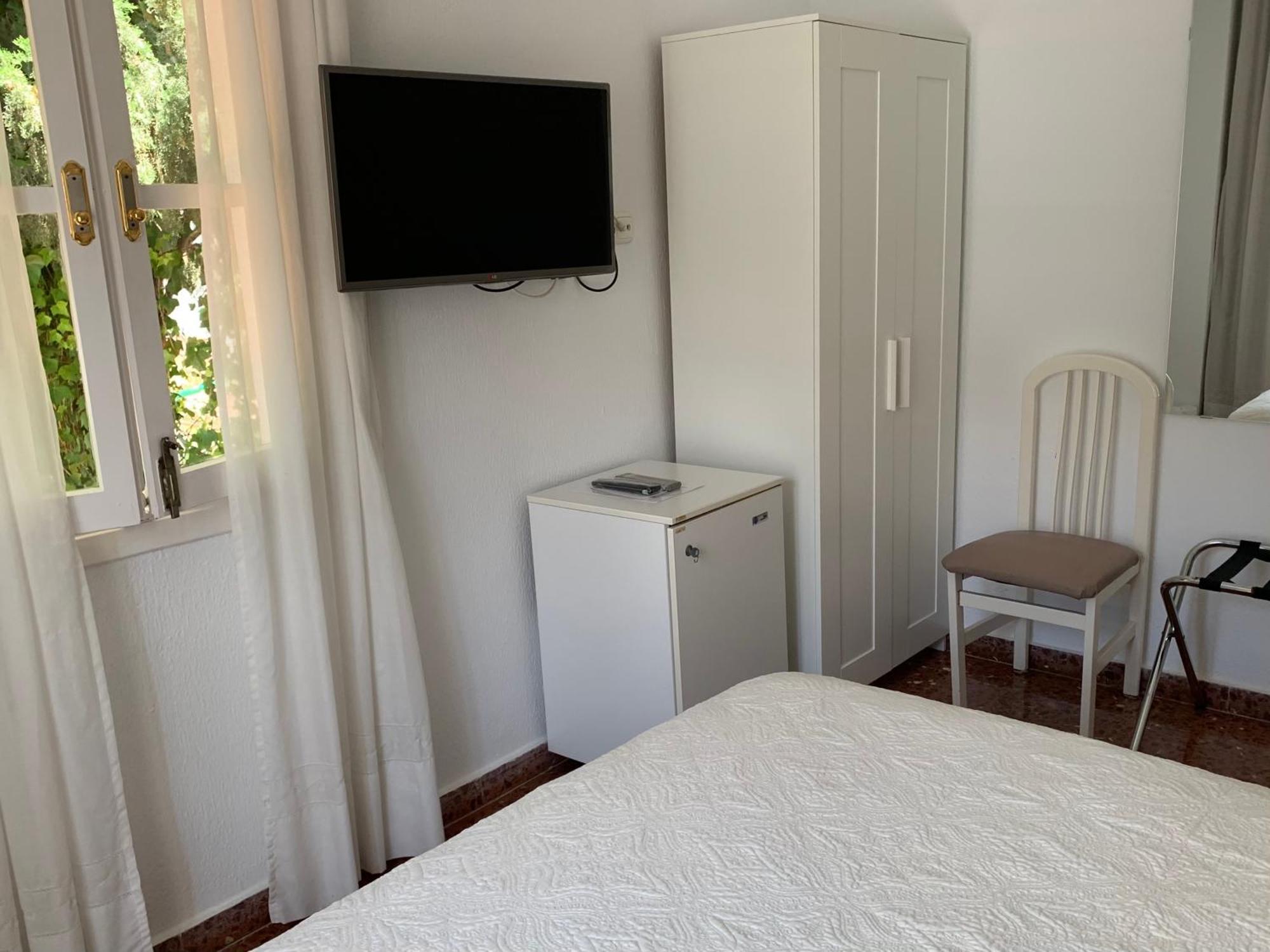 Basic Double Room