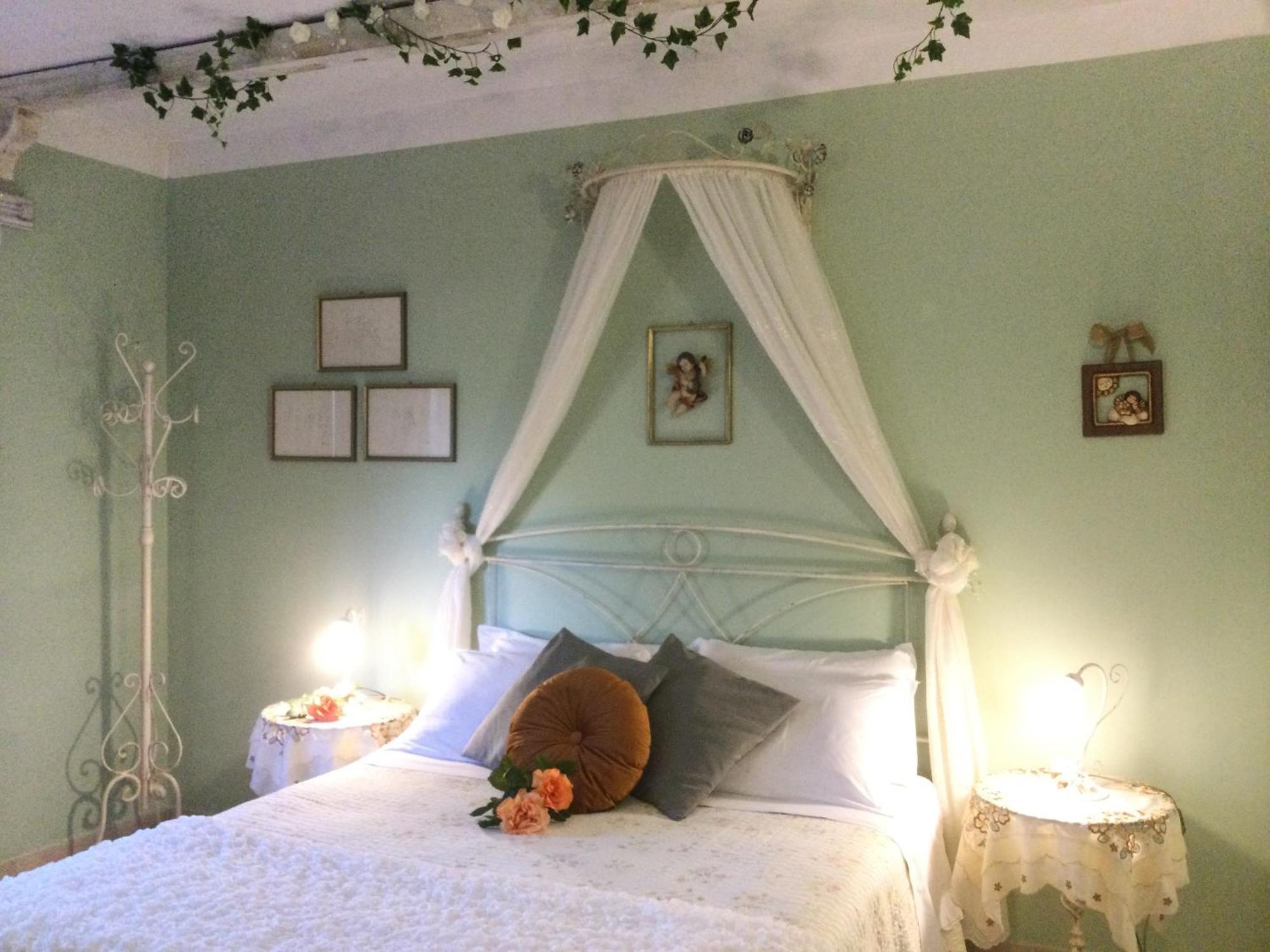 Large Double Room,1589277438:JPEG