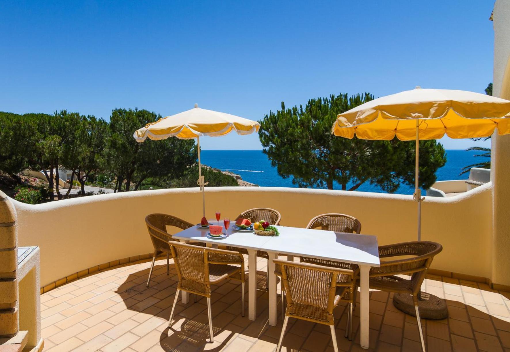 Five-Bedroom Villa Sea View