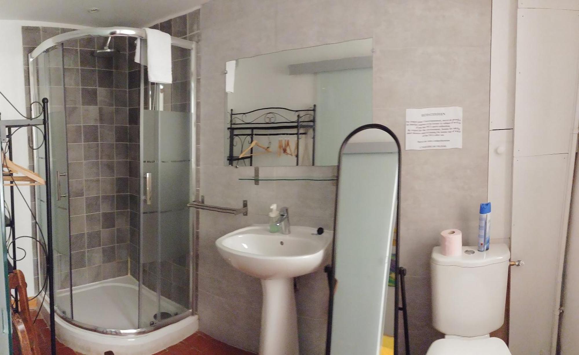Comfort Triple Room