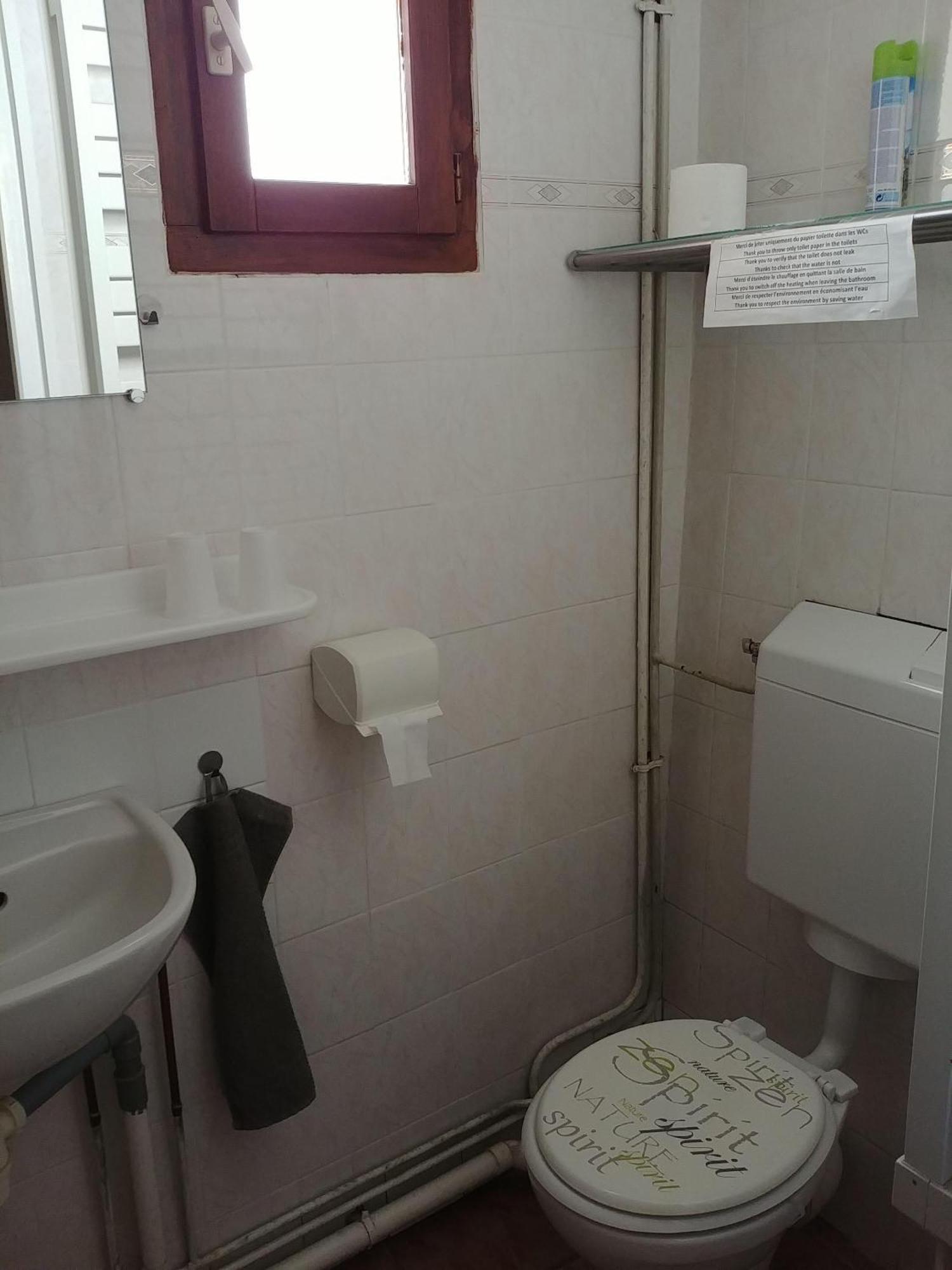 Quadruple Room Private Bathroom