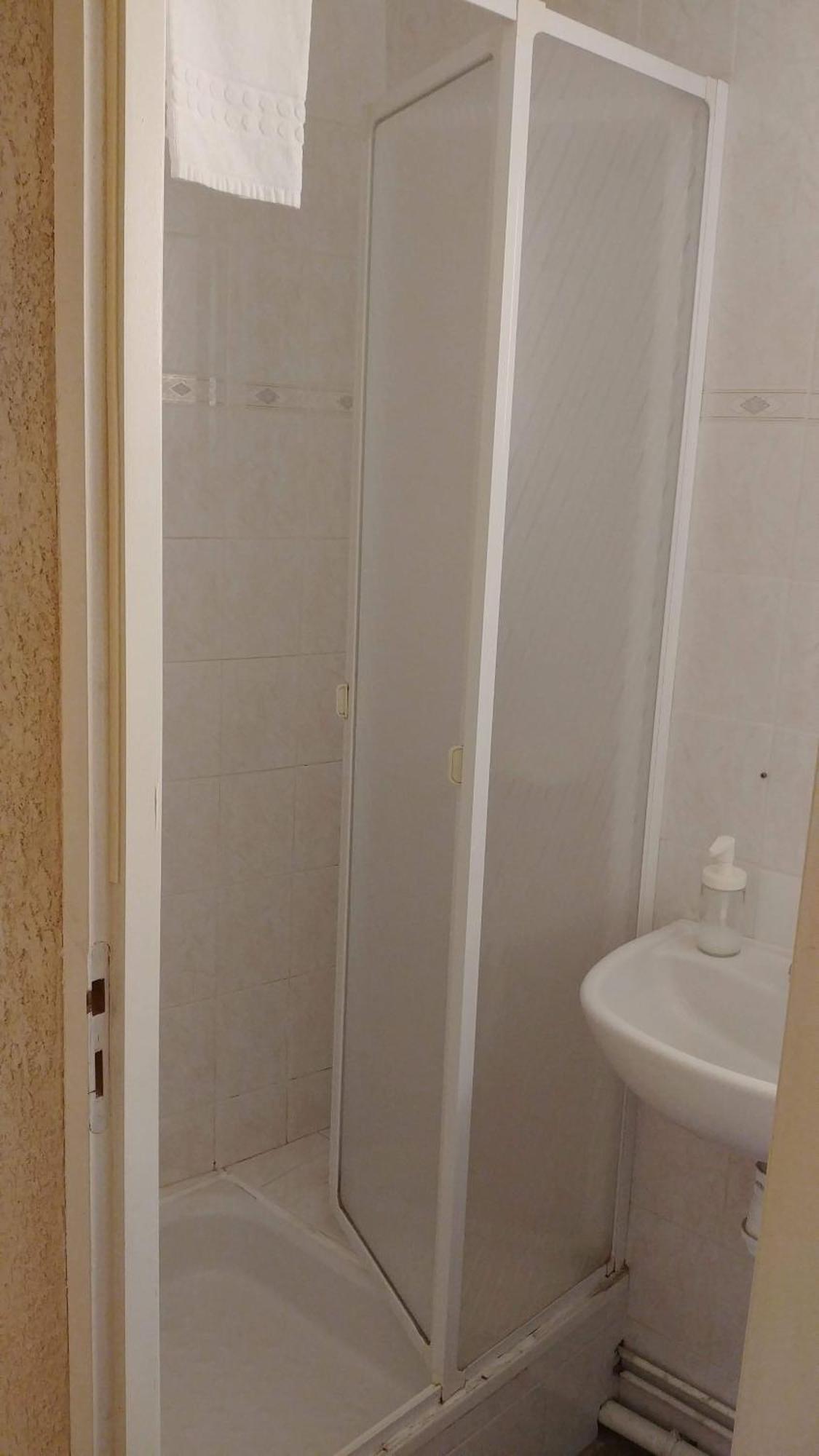 Quadruple Room Private Bathroom