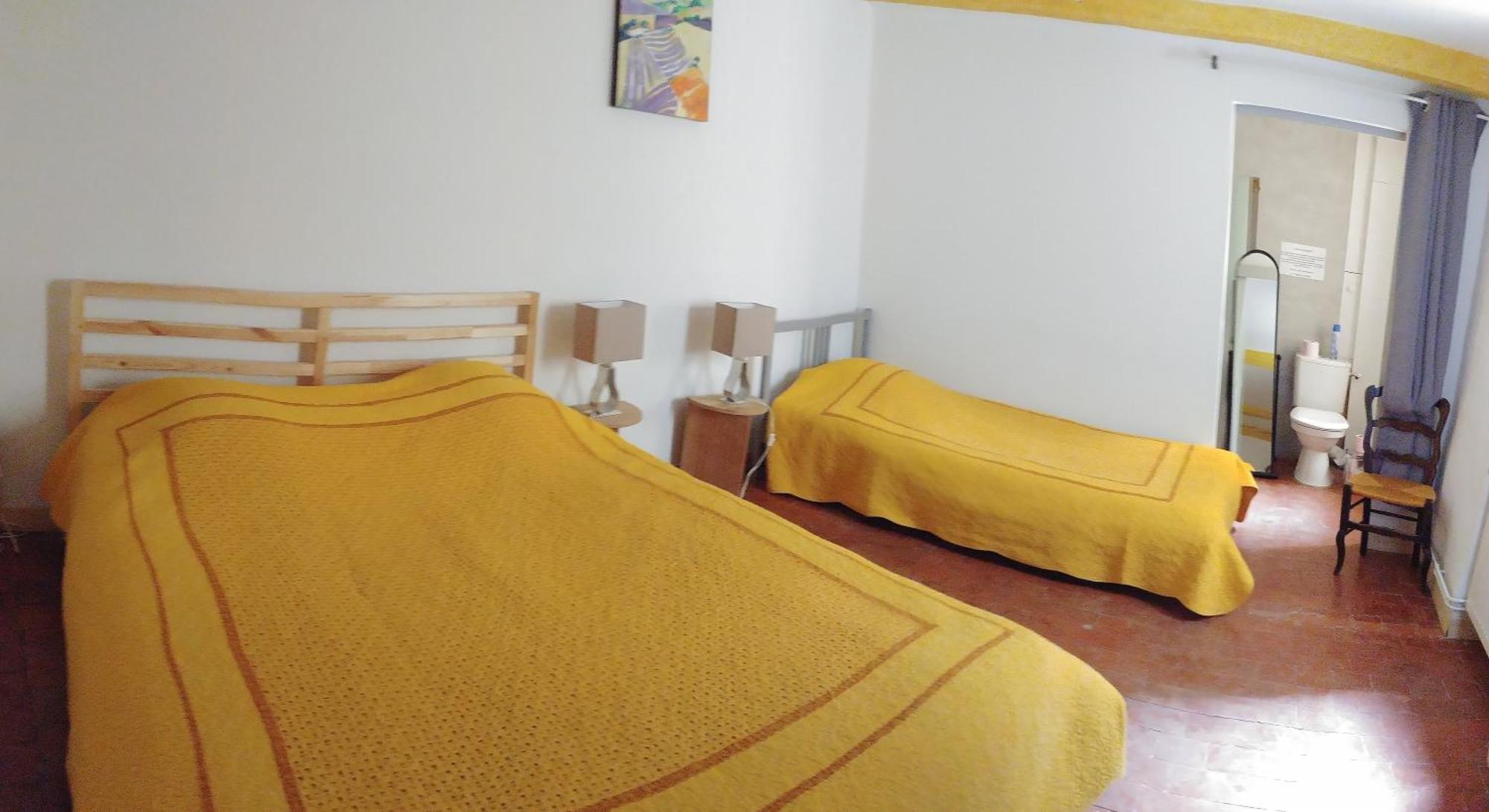 Comfort Triple Room