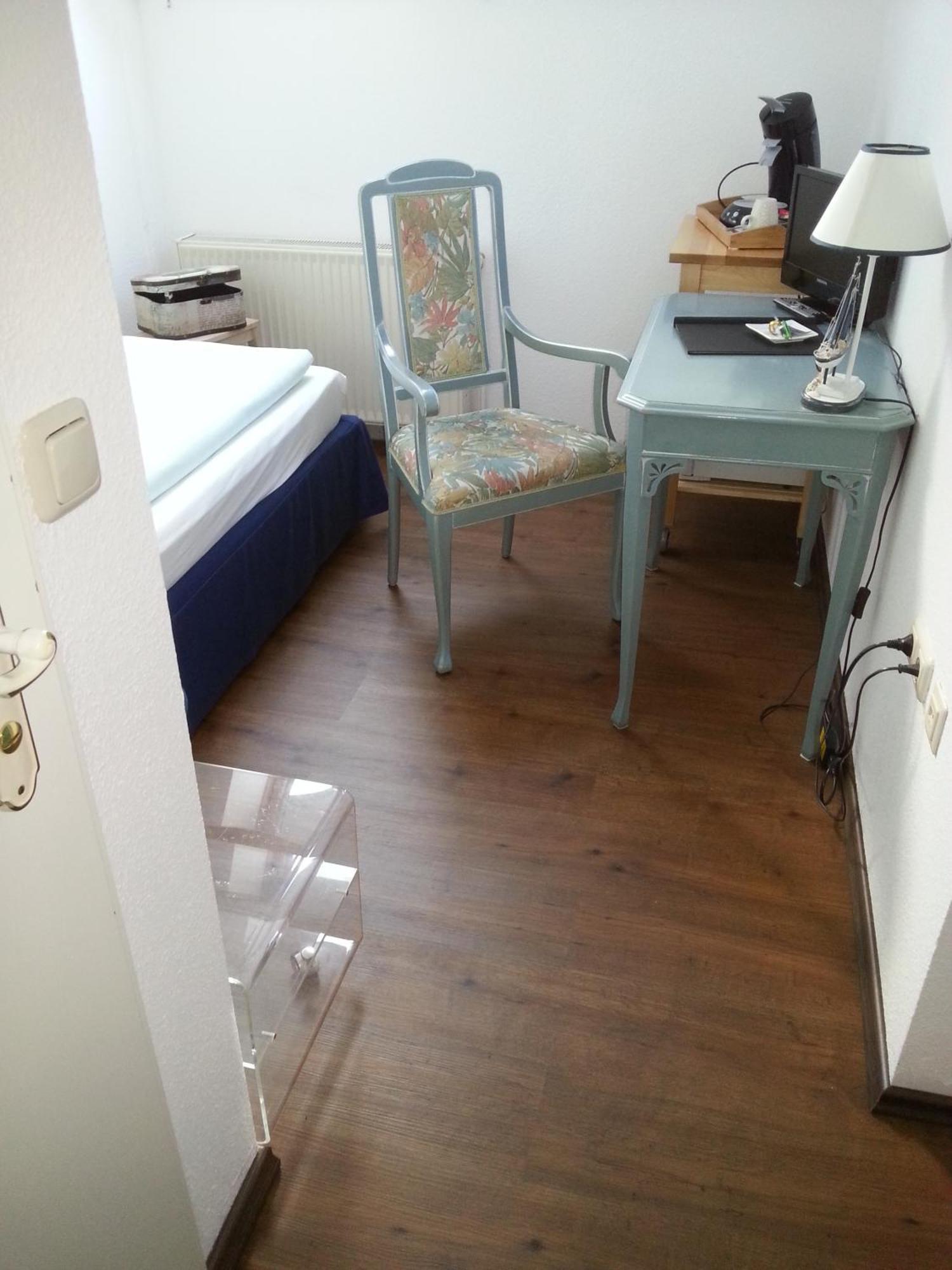 Small Single Room