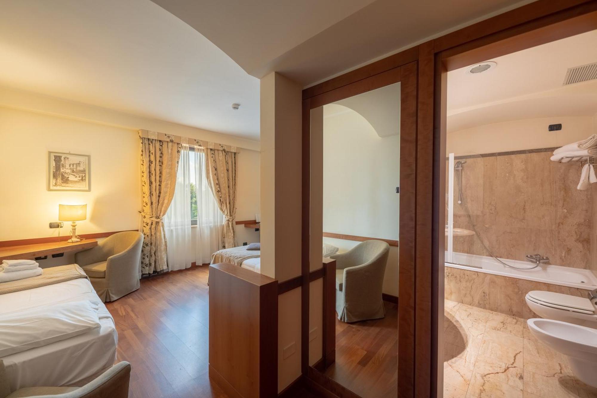 Classic Triple Room