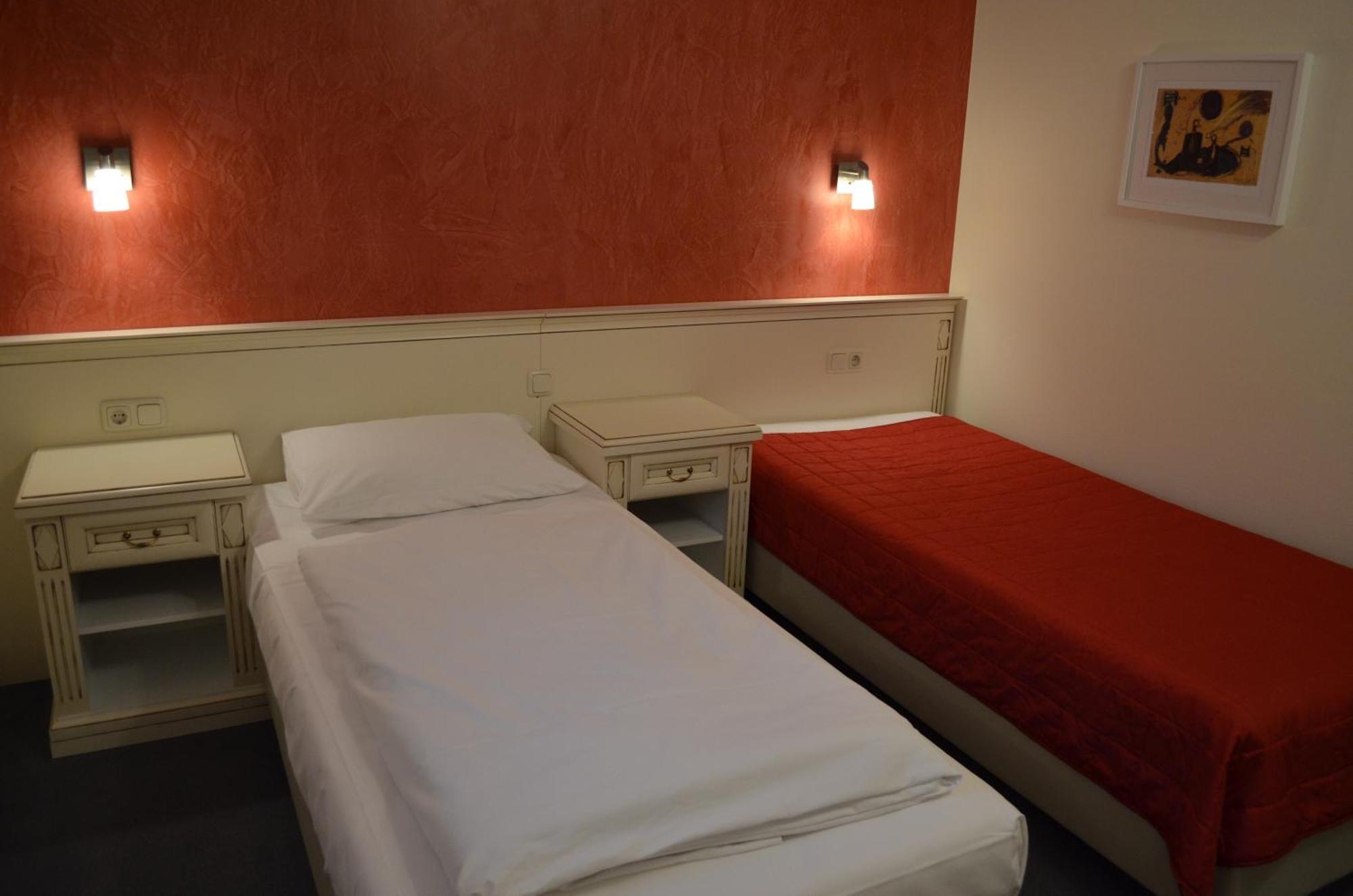 Double Room Souterrain