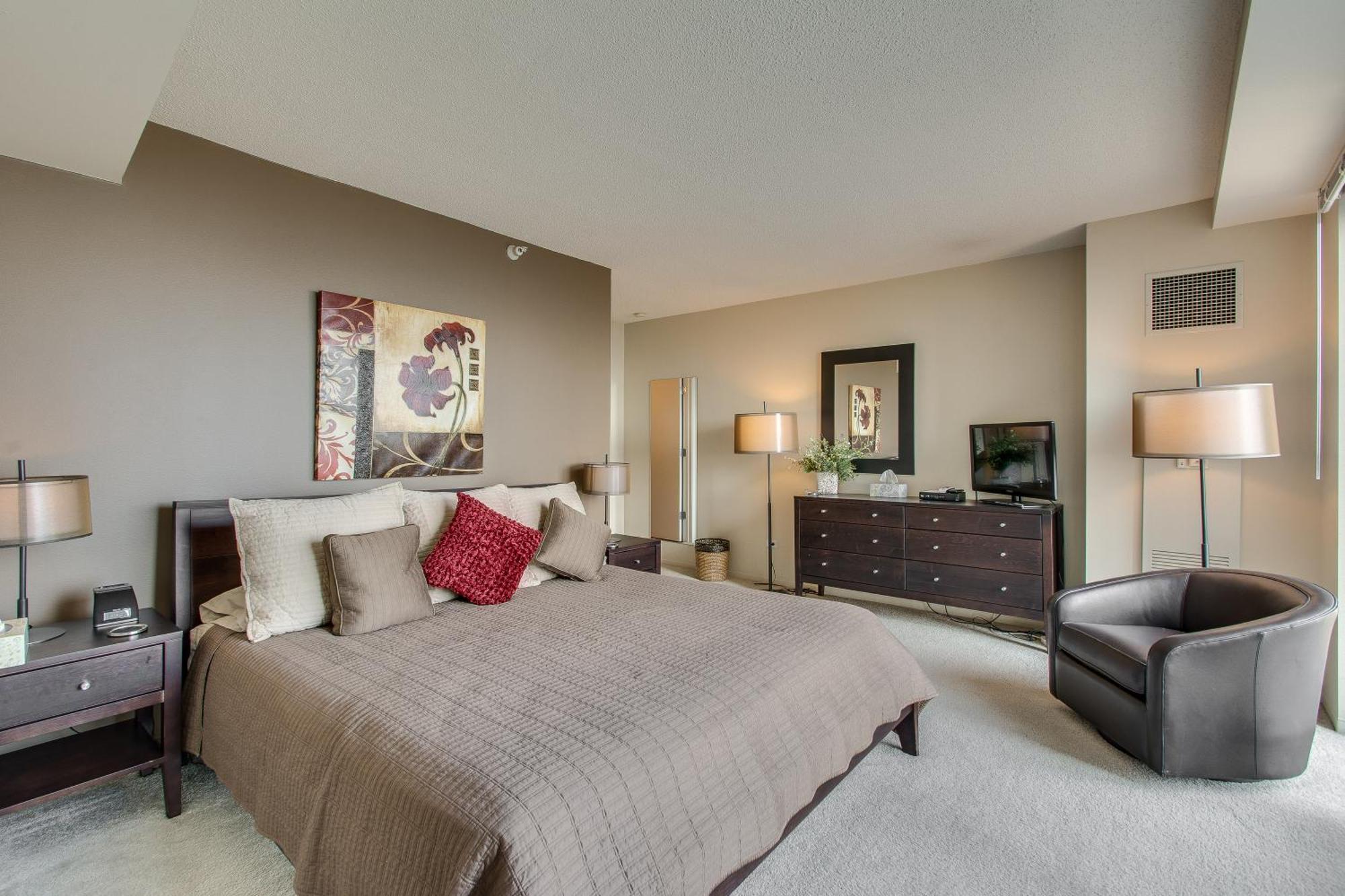 Superior Two-Bedroom Penthouse Apartment 3