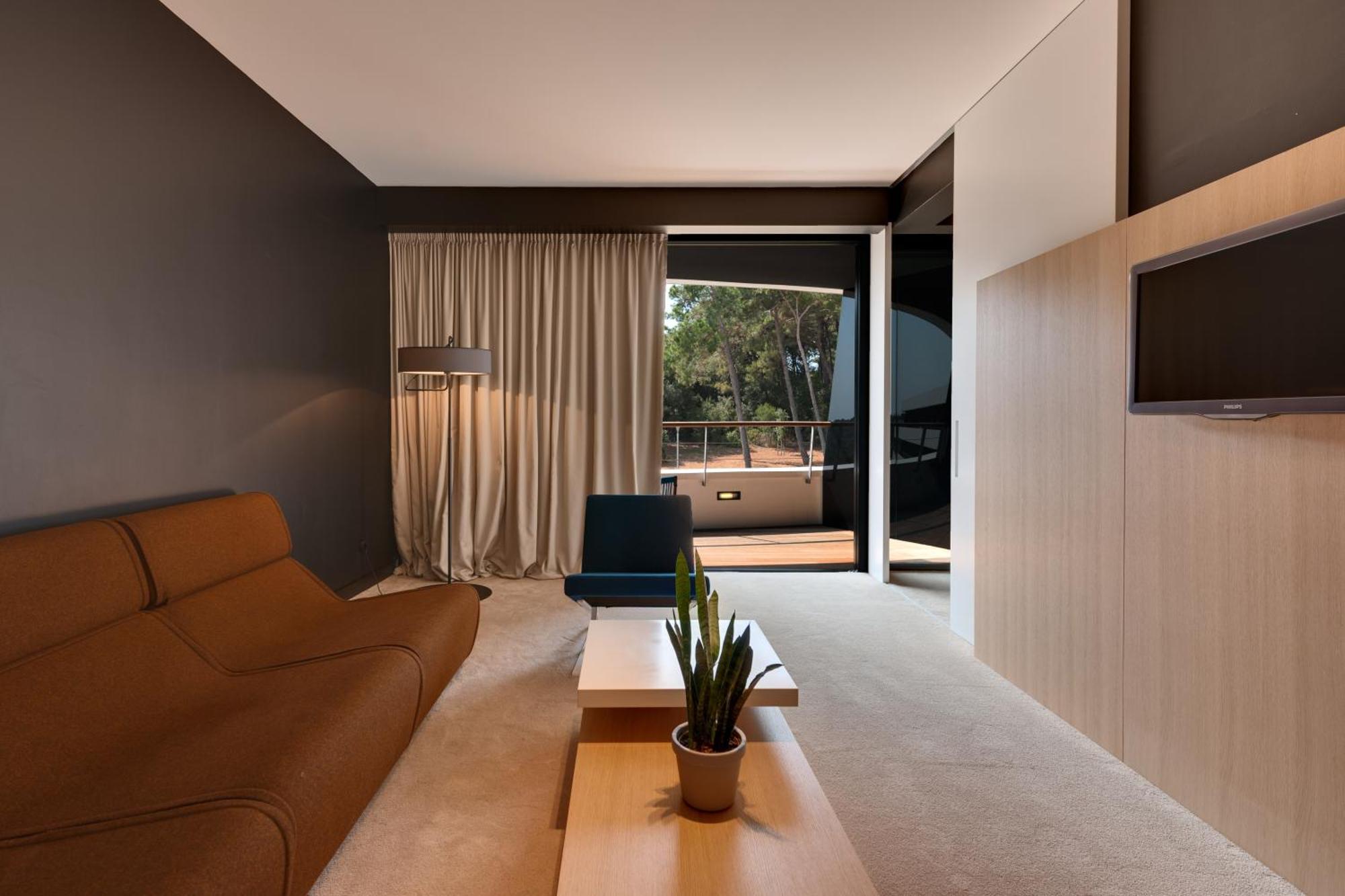 Suite Gallery